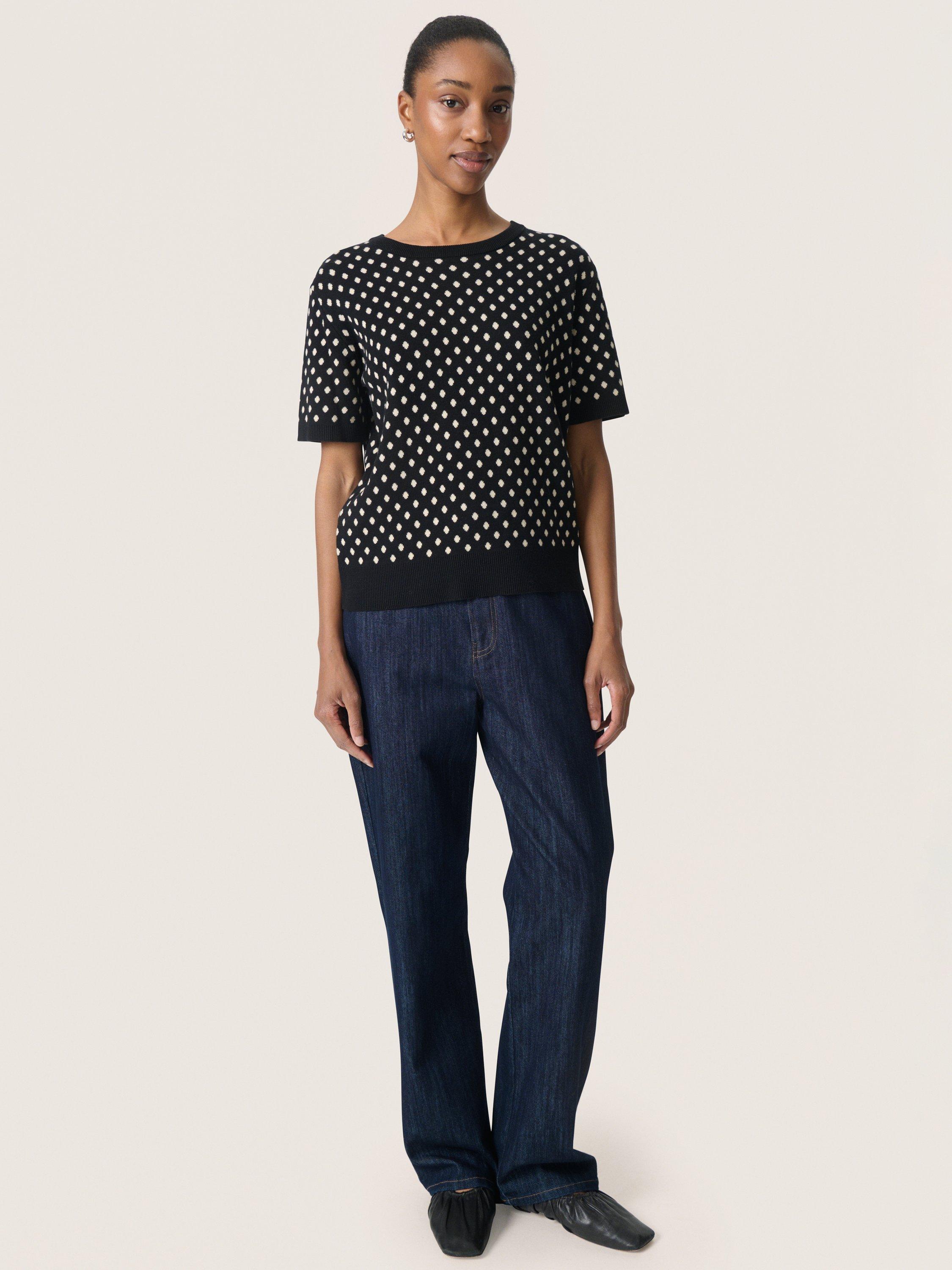 Product image 3 of 6, which shows SLGya Pullove-51709 BK XS