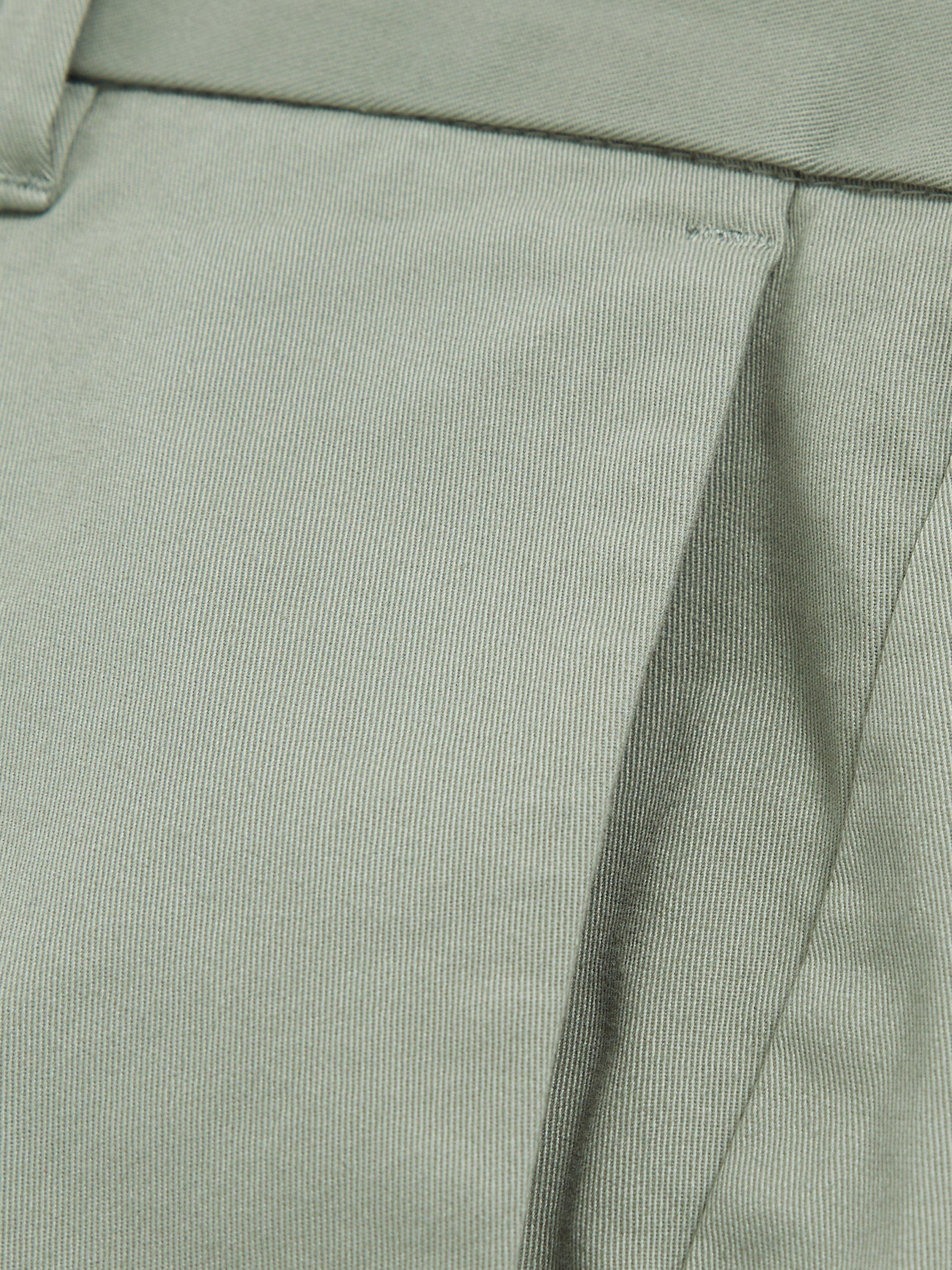 Product image 6 of 6, which shows Reiss Wicket Cotton Blend Chino Shorts, Pistachio, 28R