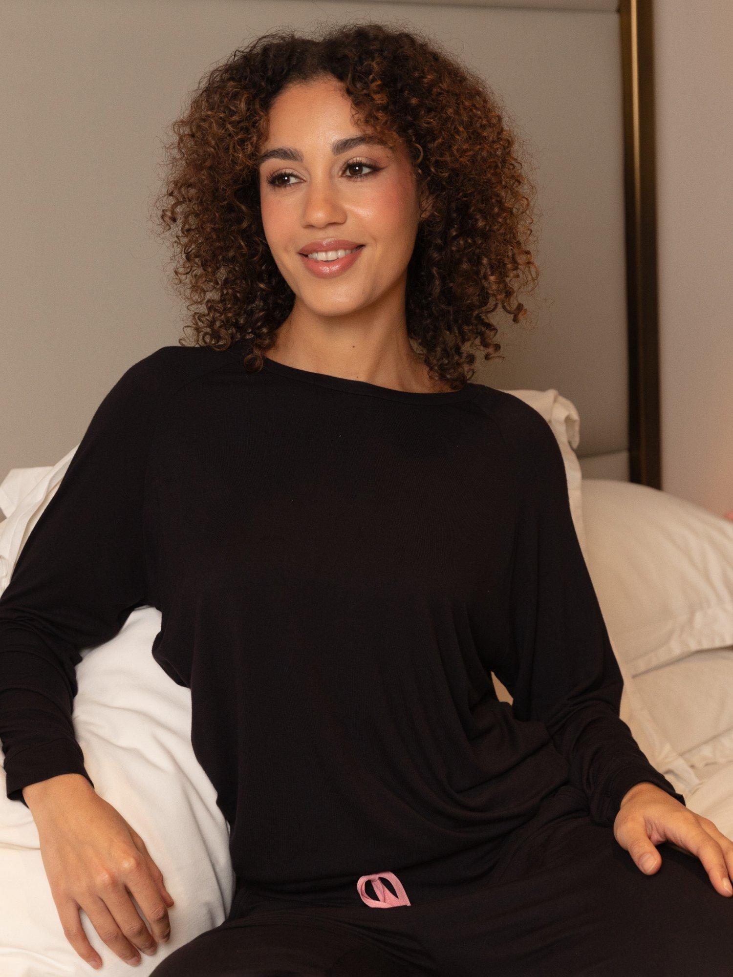 Product image 3 of 4, which shows Cyberjammies Bonnie Jersey Pyjama Bottoms, Black, 6