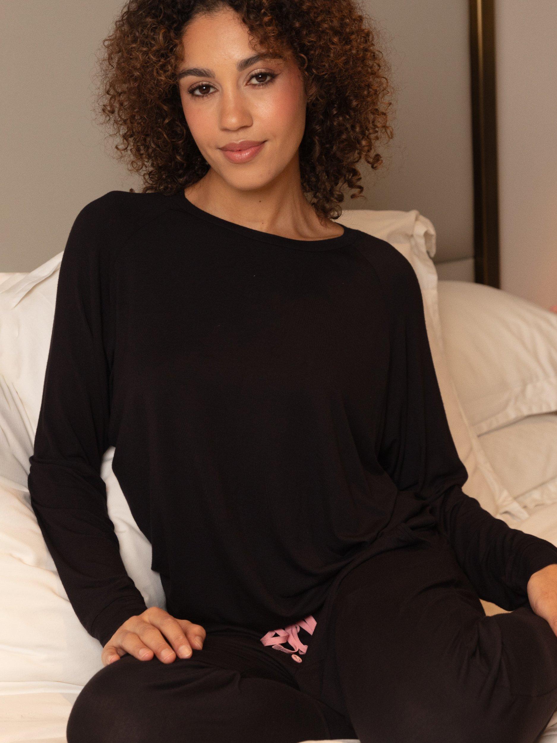 Product image 3 of 4, which shows Cyberjammies Bonnie Slouch Jersey Pyjama Top, Black, 6