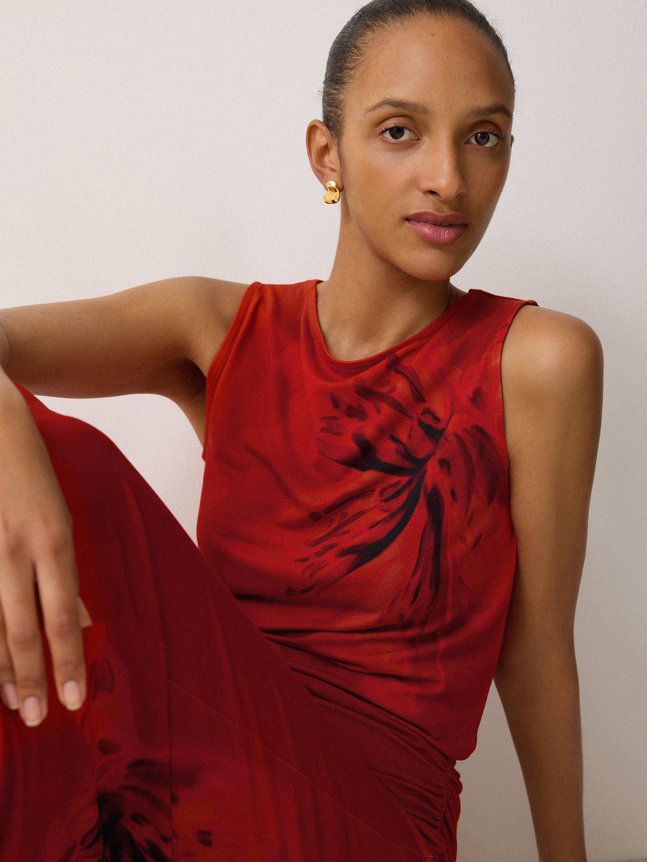 Product image 3 of 6, which shows Jigsaw Fire Lily Sleeveless Jersey Top, Red, 6