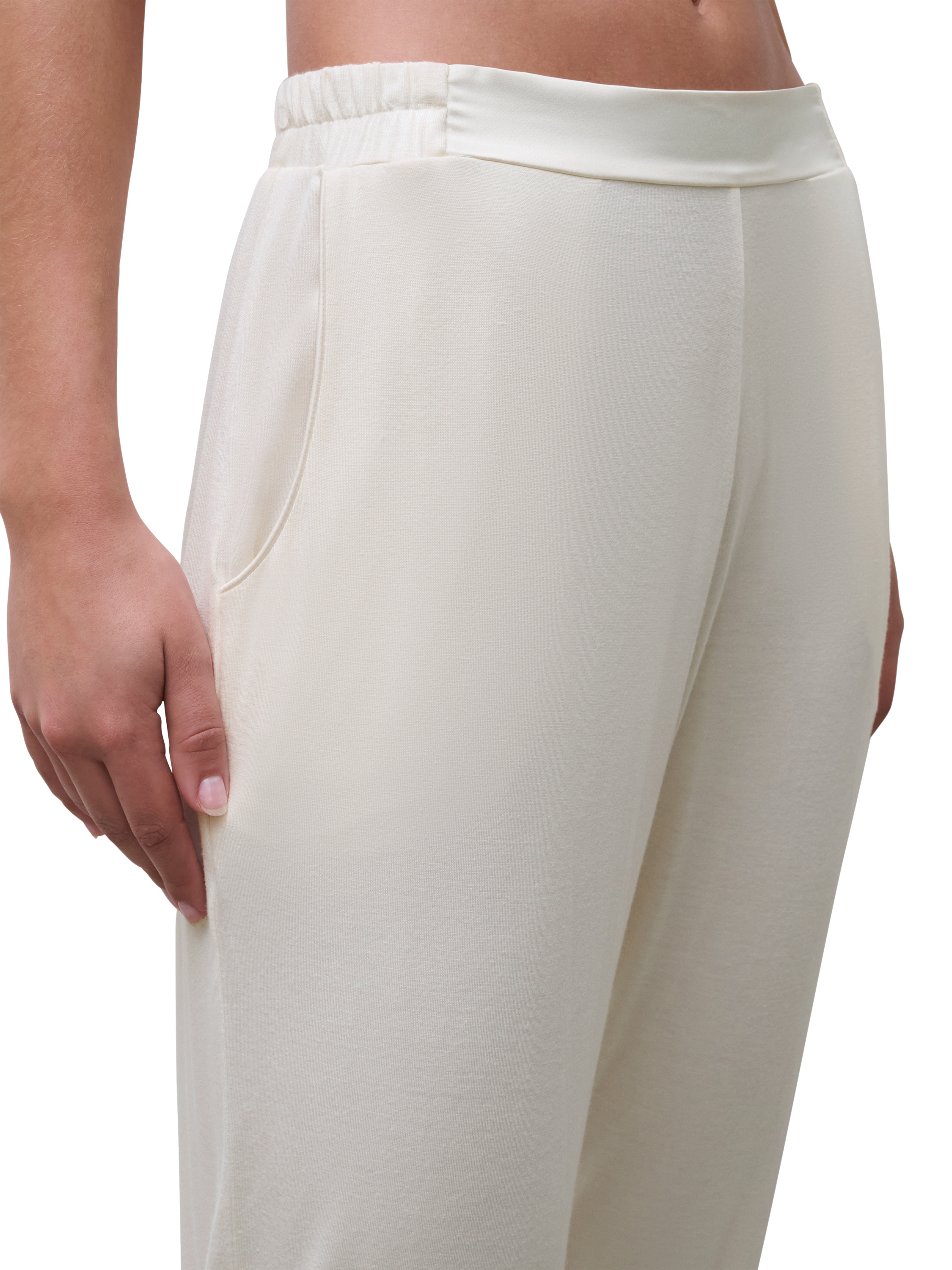 Product image 5 of 5, which shows Femilet Daisy Pyjama Bottoms, Ivory, XS