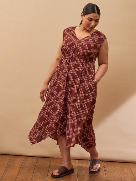 Live Unlimited Curve Geometric Hanky Hem Dress, Brown - view 2, Brown