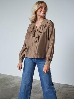 Sisters Point Velisa Ruffle Neck Shirt, Cappuccino, Cappuccino