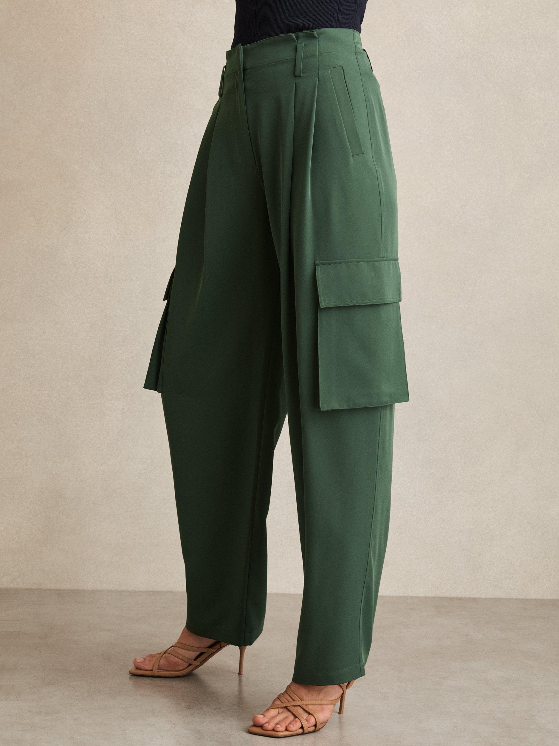 Product image 4 of 5, which shows Reiss Orla Wide Leg Cargo Trousers, Green, 6