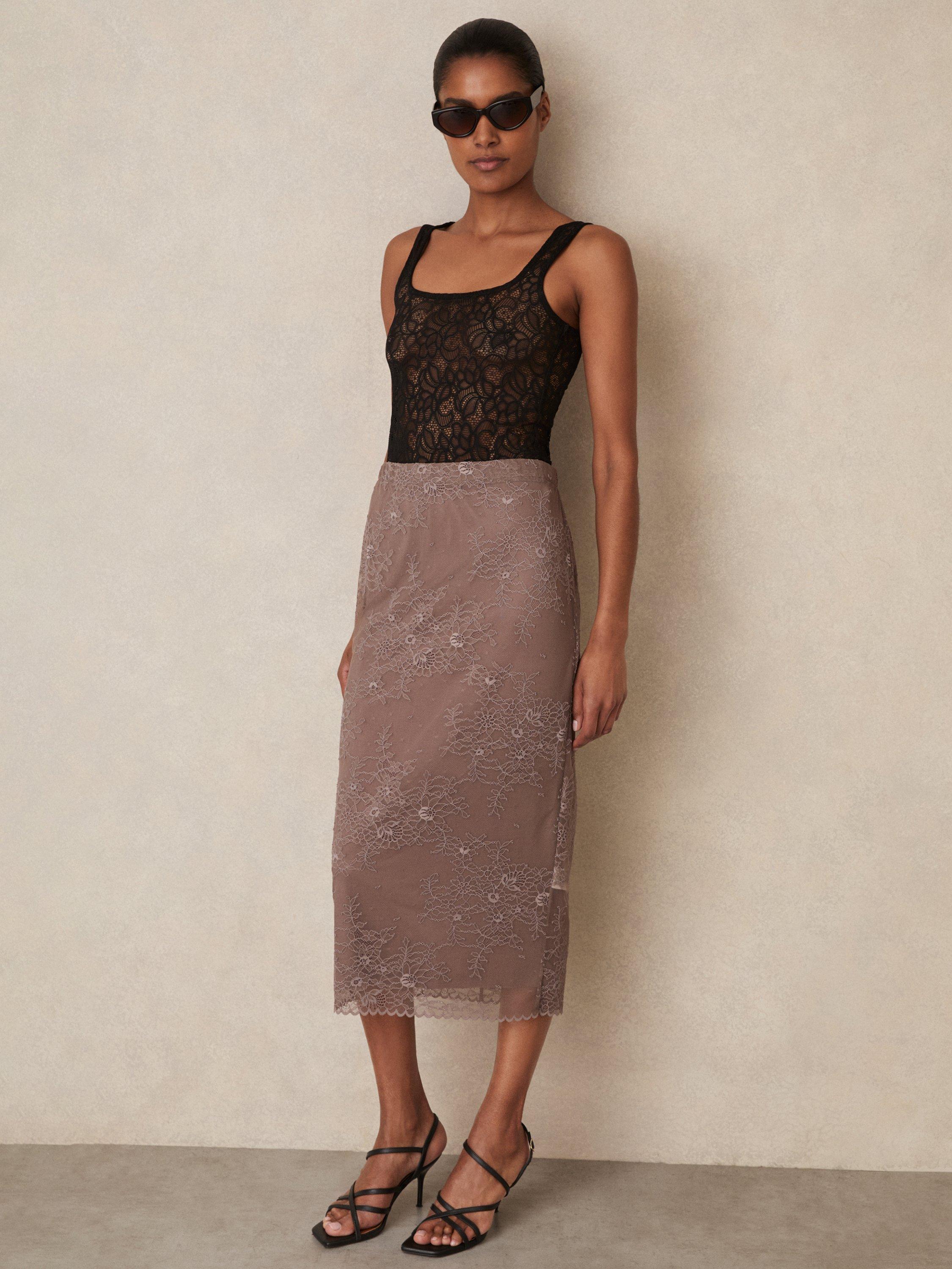 【海外限定】REISSスカート☆Rita Lace Pencil Skirt, Taupe Bro 010089640?fmt=auto&$background
