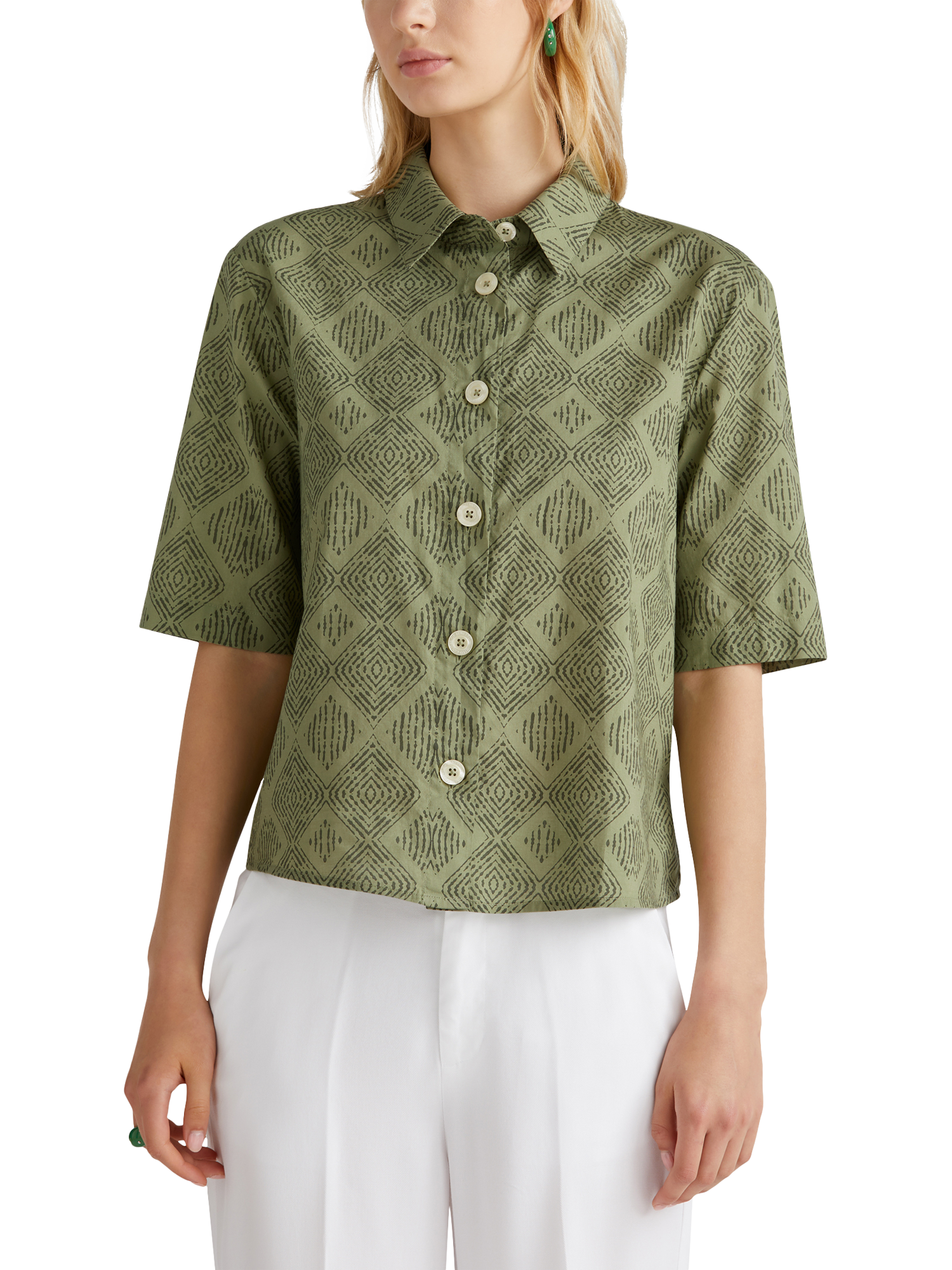 Product image 1 of 4, which shows Benetton Abstract Regular Fit 3/4 Sleeve Box Pleat Cotton Shirt, Green/Multi, XS