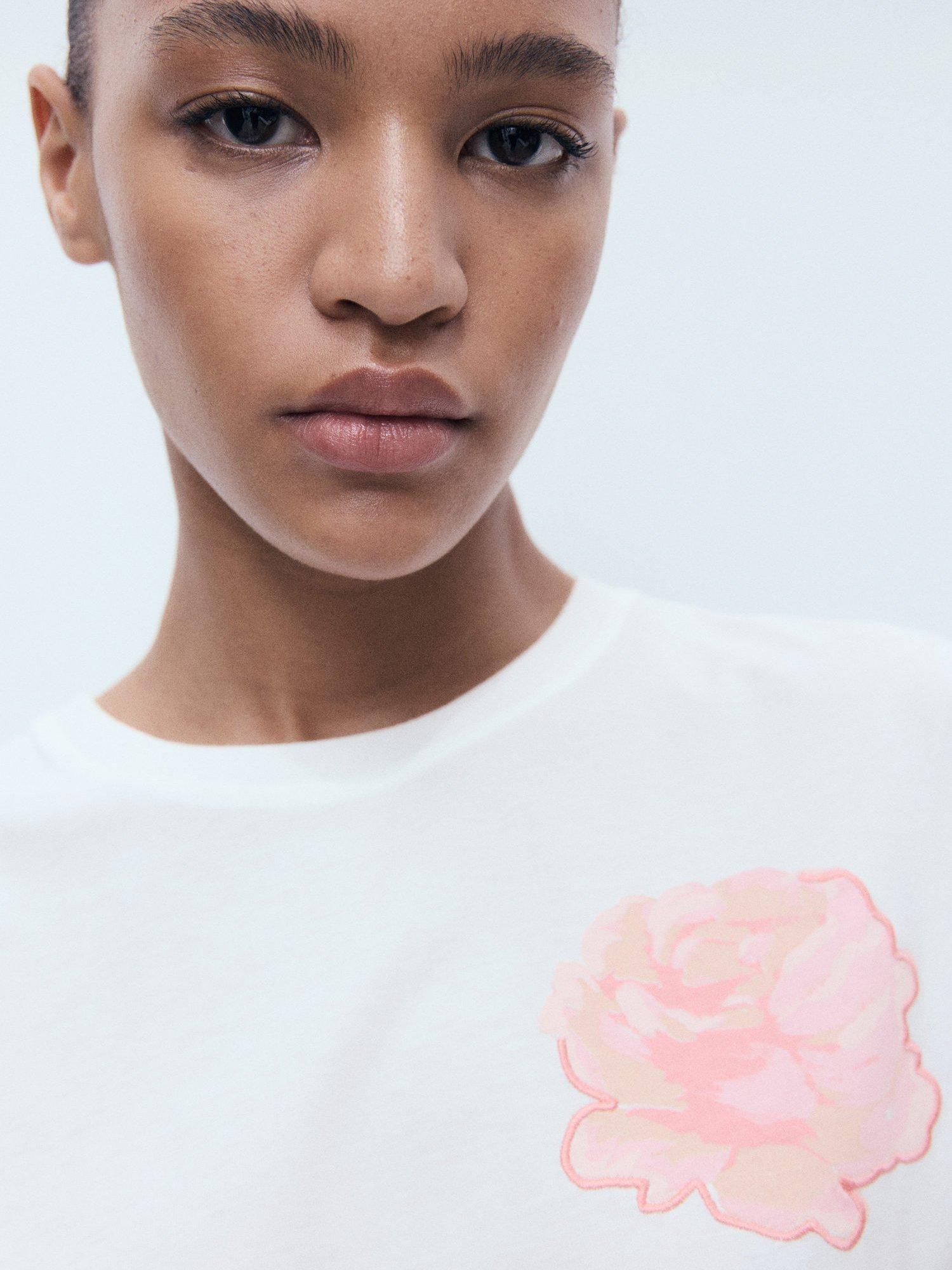 Product image 6 of 8, which shows Mango Rosa Cotton Flower Detail T-Shirt, Natural White, S