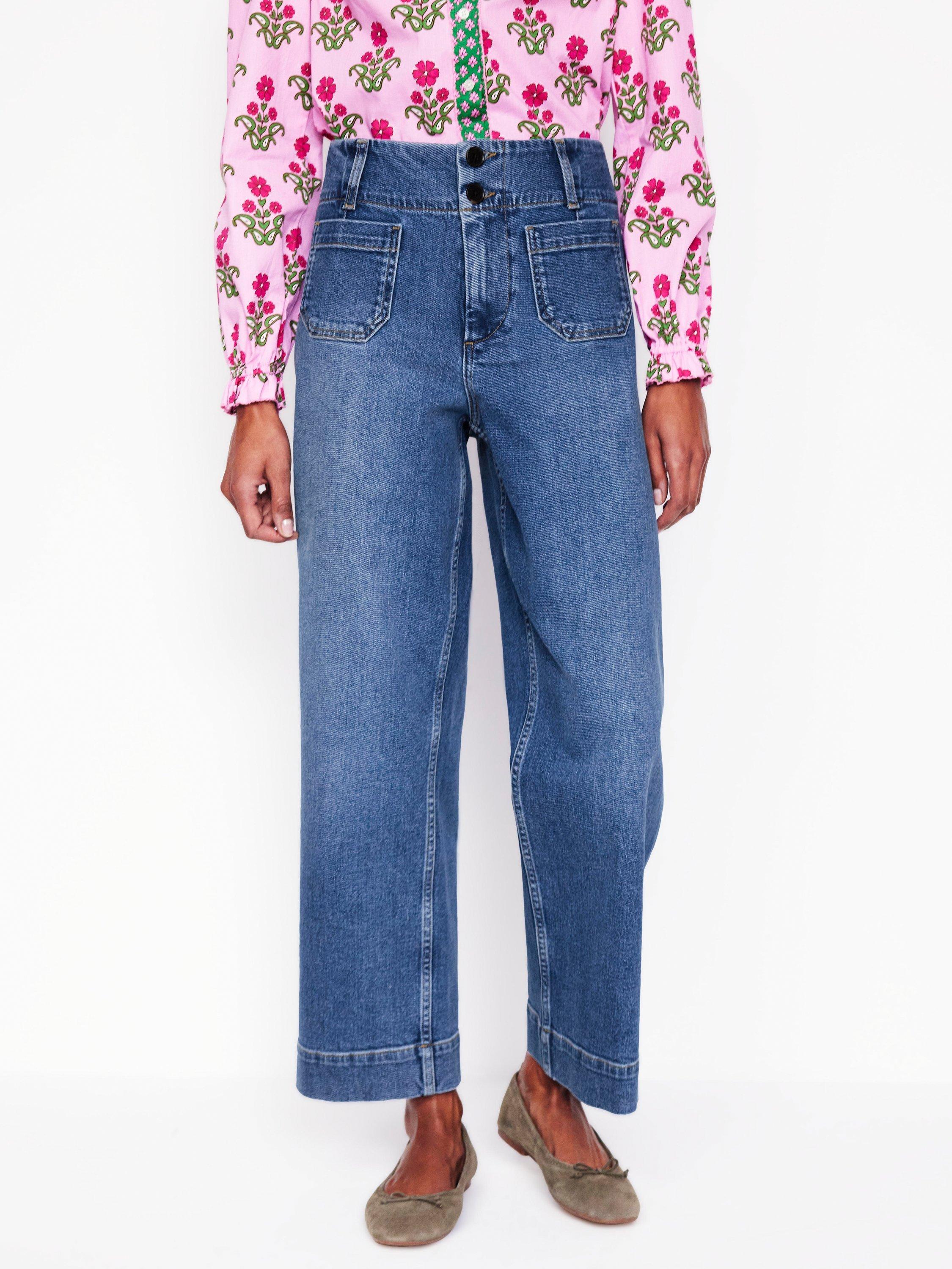 Product image 4 of 5, which shows Boden Primrose Patch Pocket Jeans, Light Vintage, 27R