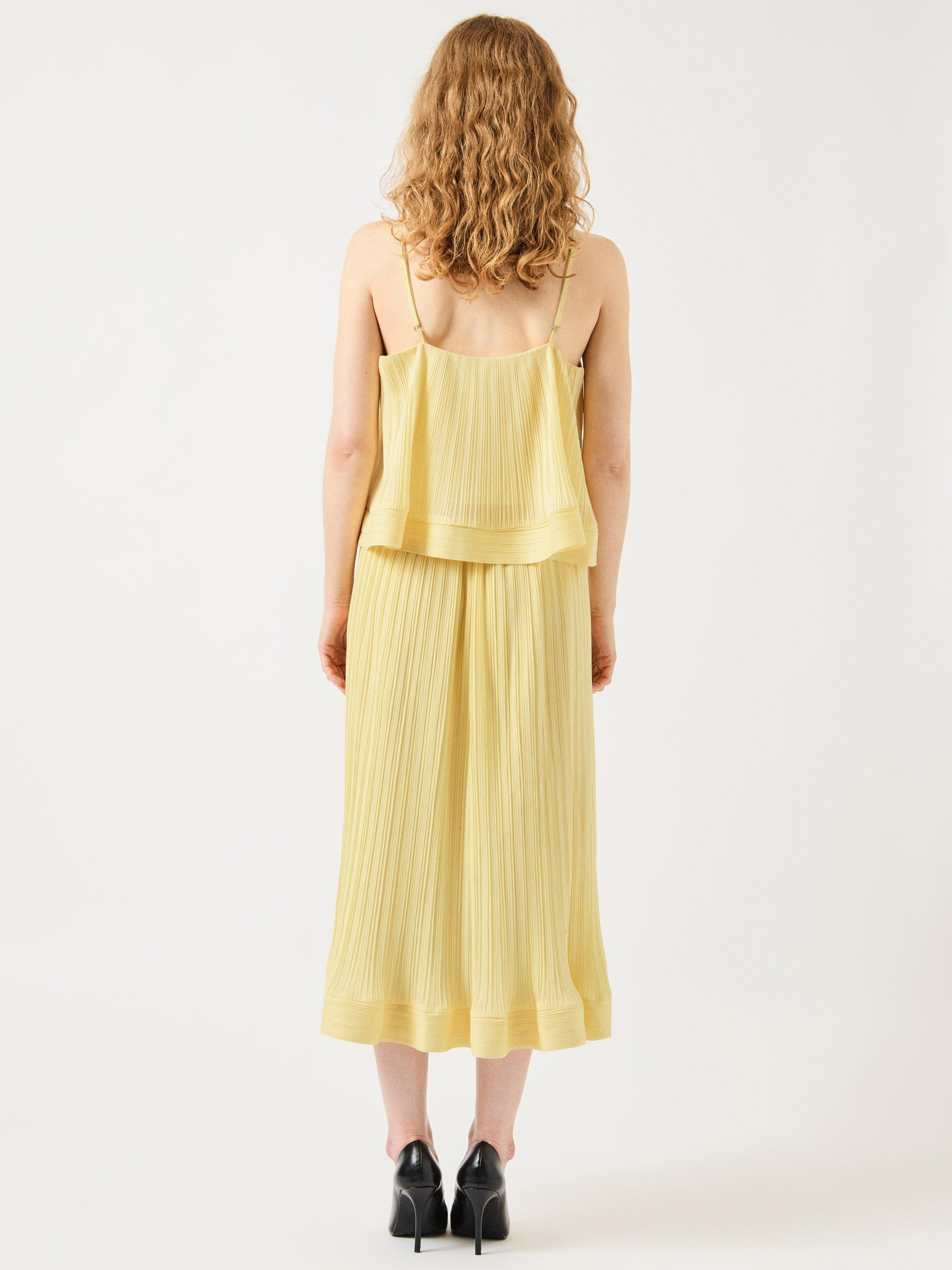 Product image 4 of 6, which shows YAS Riva Plisse Midi Skirt, Yellow, 6
