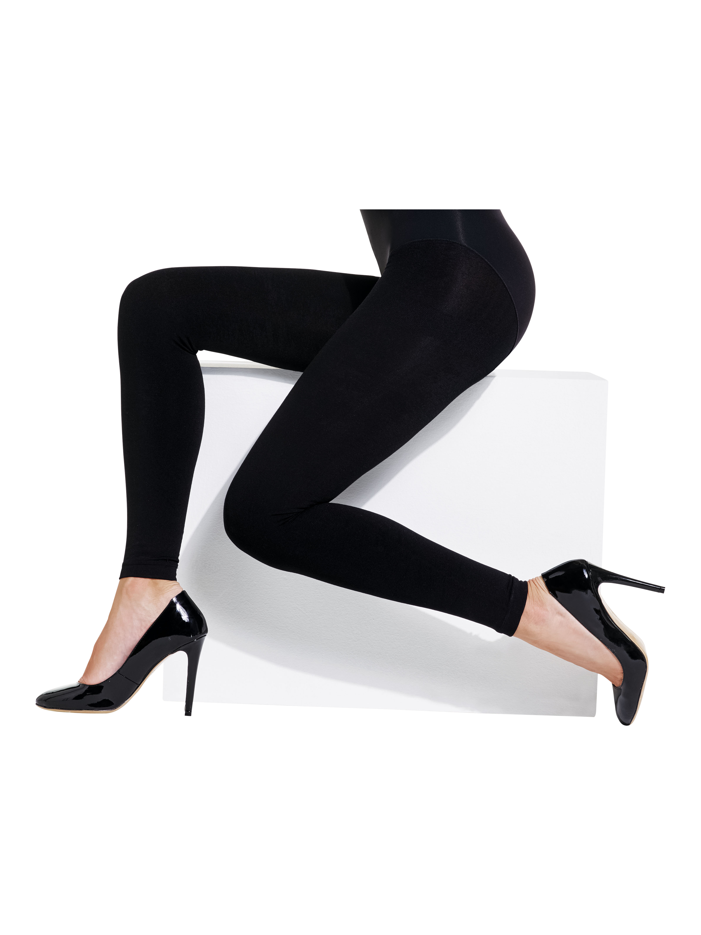 Product image 1 of 1, which shows Charnos 200 Denier Fleeced Lined Footless Tights, Black, S-M