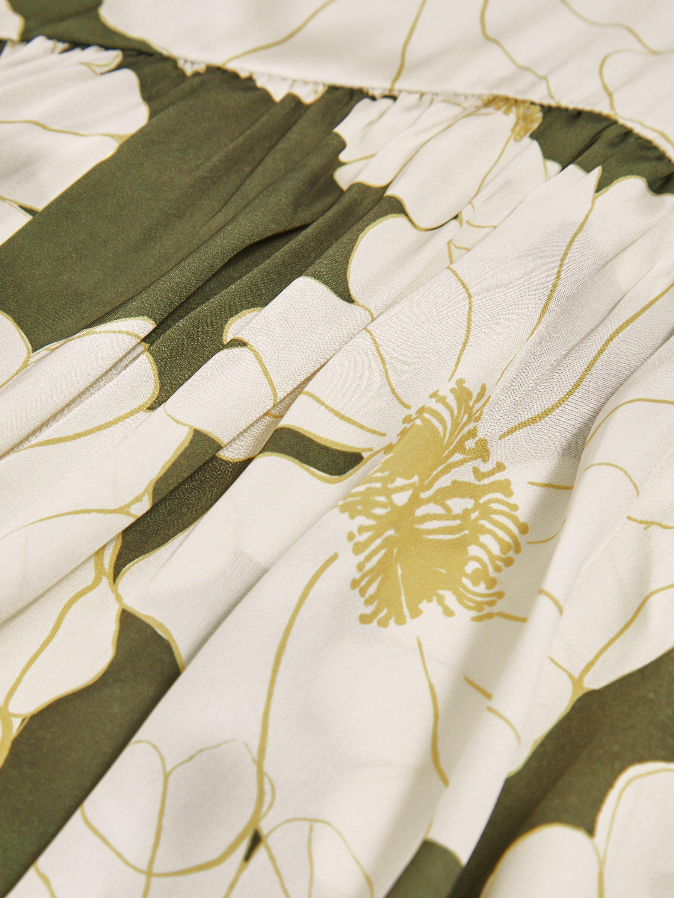 Product image 4 of 4, which shows Reiss Kids' Daisy Floral Dress, Green, 3-4 years