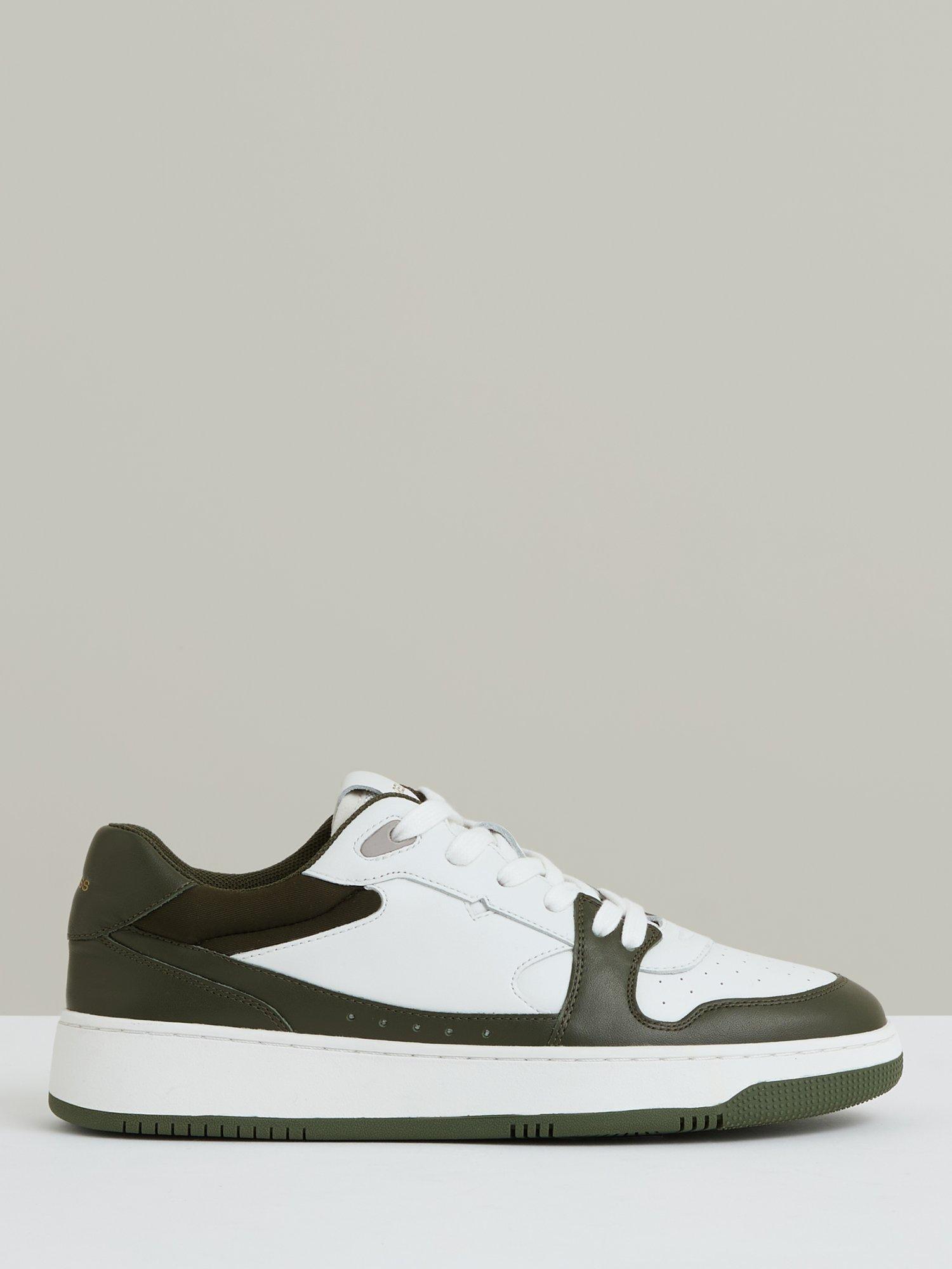 Product image 1 of 5, which shows Reiss Astor Leather Colour Block Trainers, Khaki/White, 3