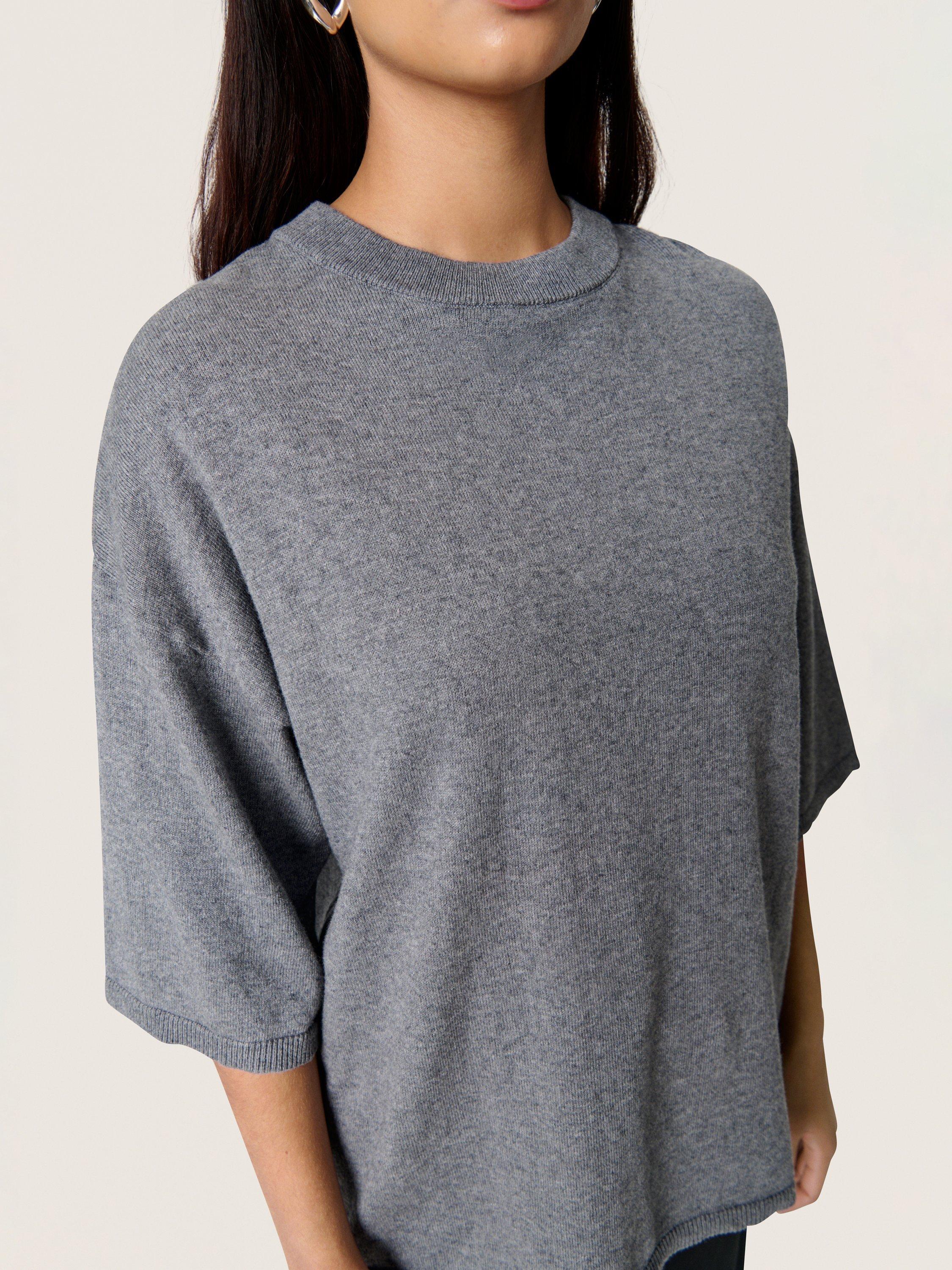 Product image 4 of 6, which shows Soaked In Luxury SLSanja Short Sleeve Cotton Blend Pullover, Grey Melange, XS