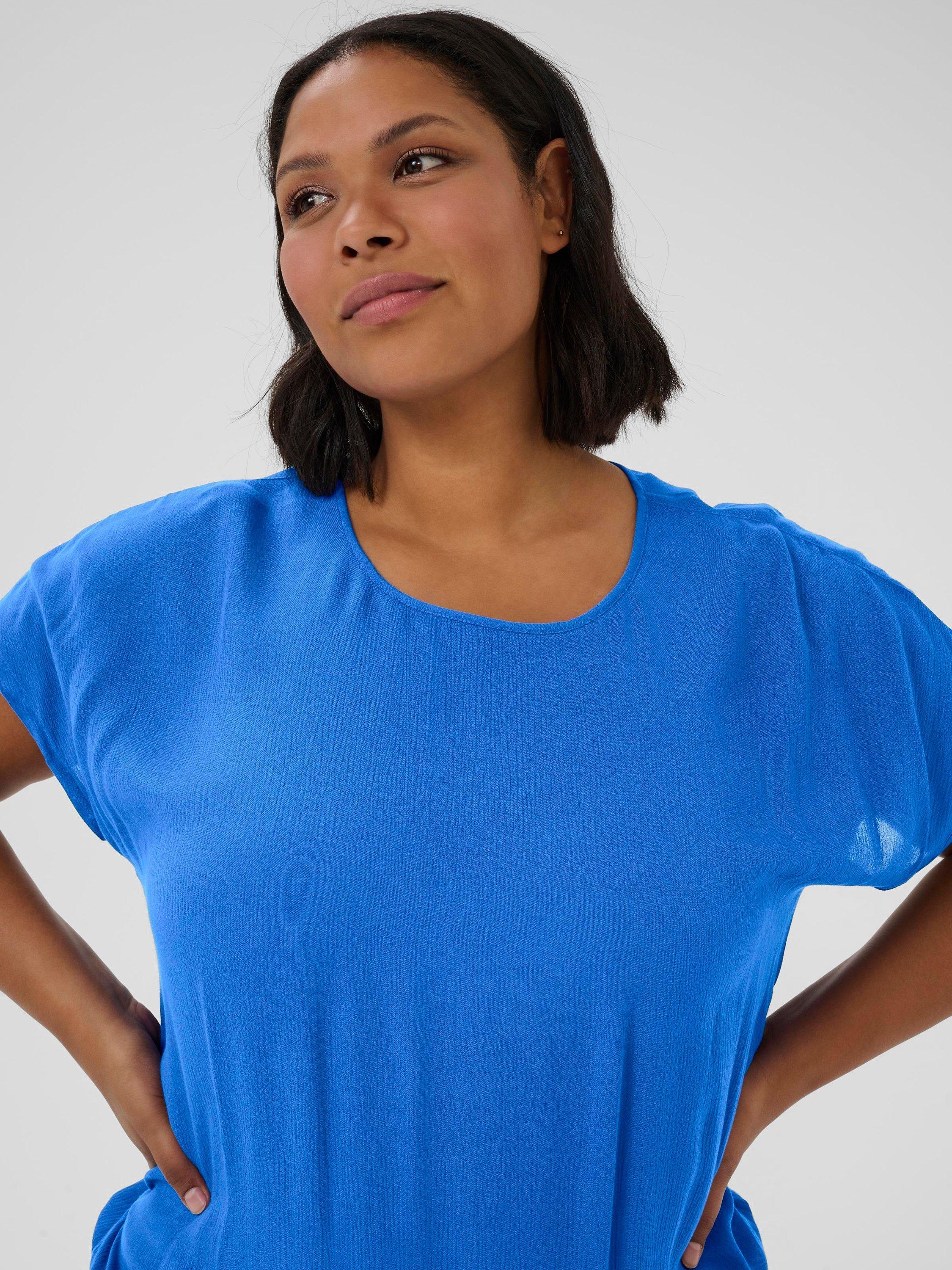 Product image 4 of 6, which shows KAFFE KCami Viscose Short Sleeve Top, Mid Blue, 20
