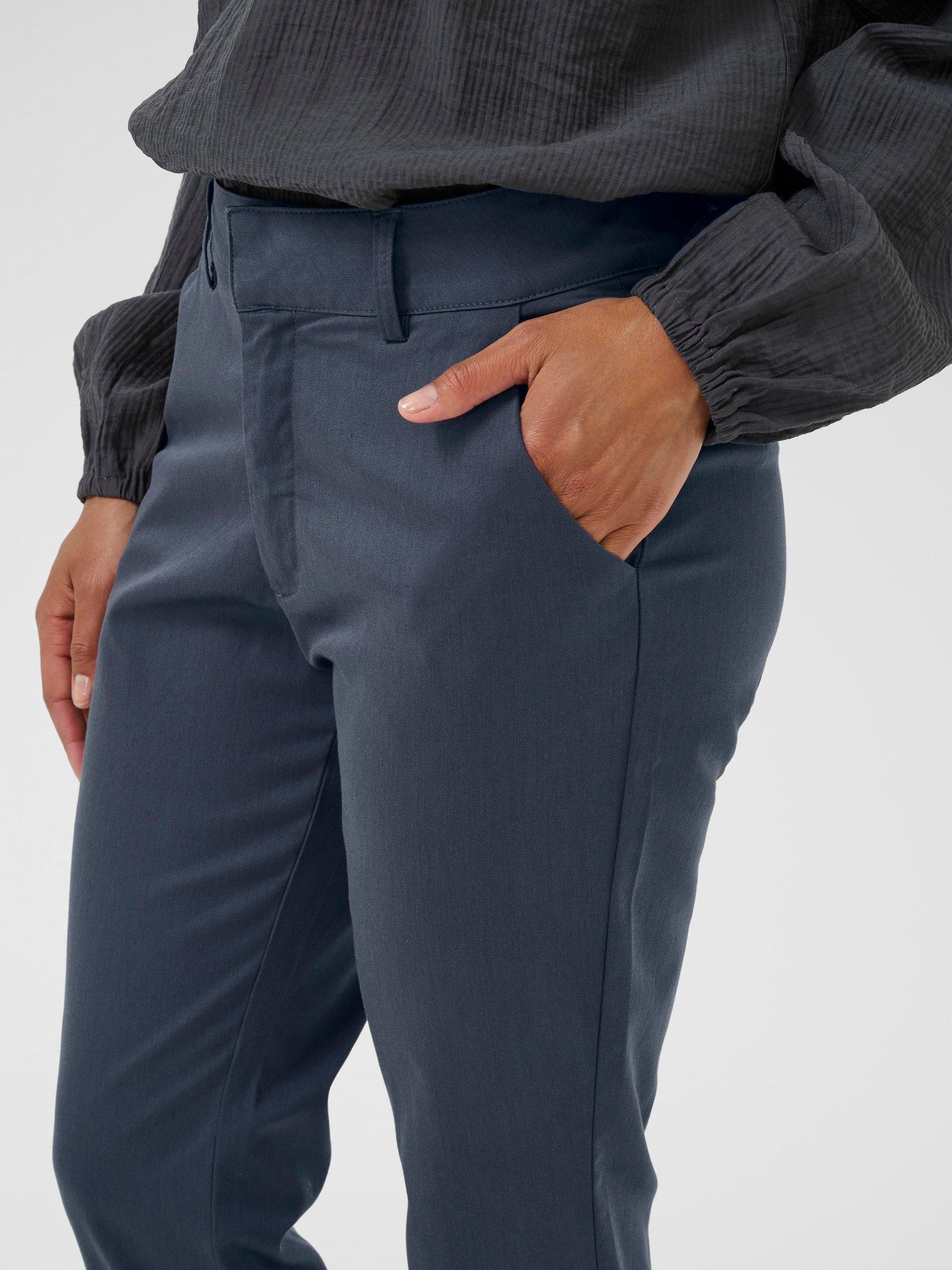 Product image 4 of 6, which shows KAFFE Lea Straight Chinos, Black Oyster, 8