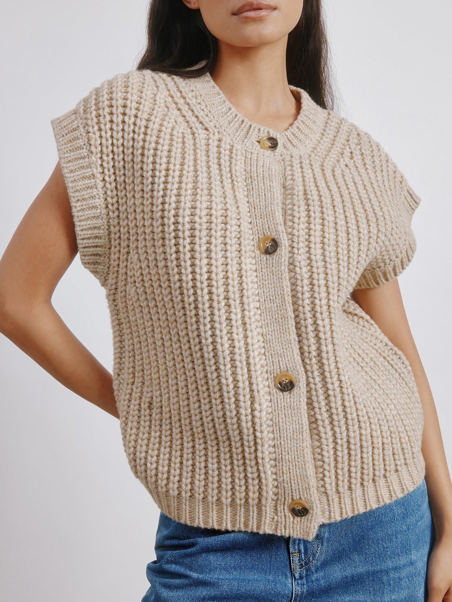 Product image 4 of 6, which shows Albaray Chunky Knit Wool Blend Waistcoat, Beige, 8