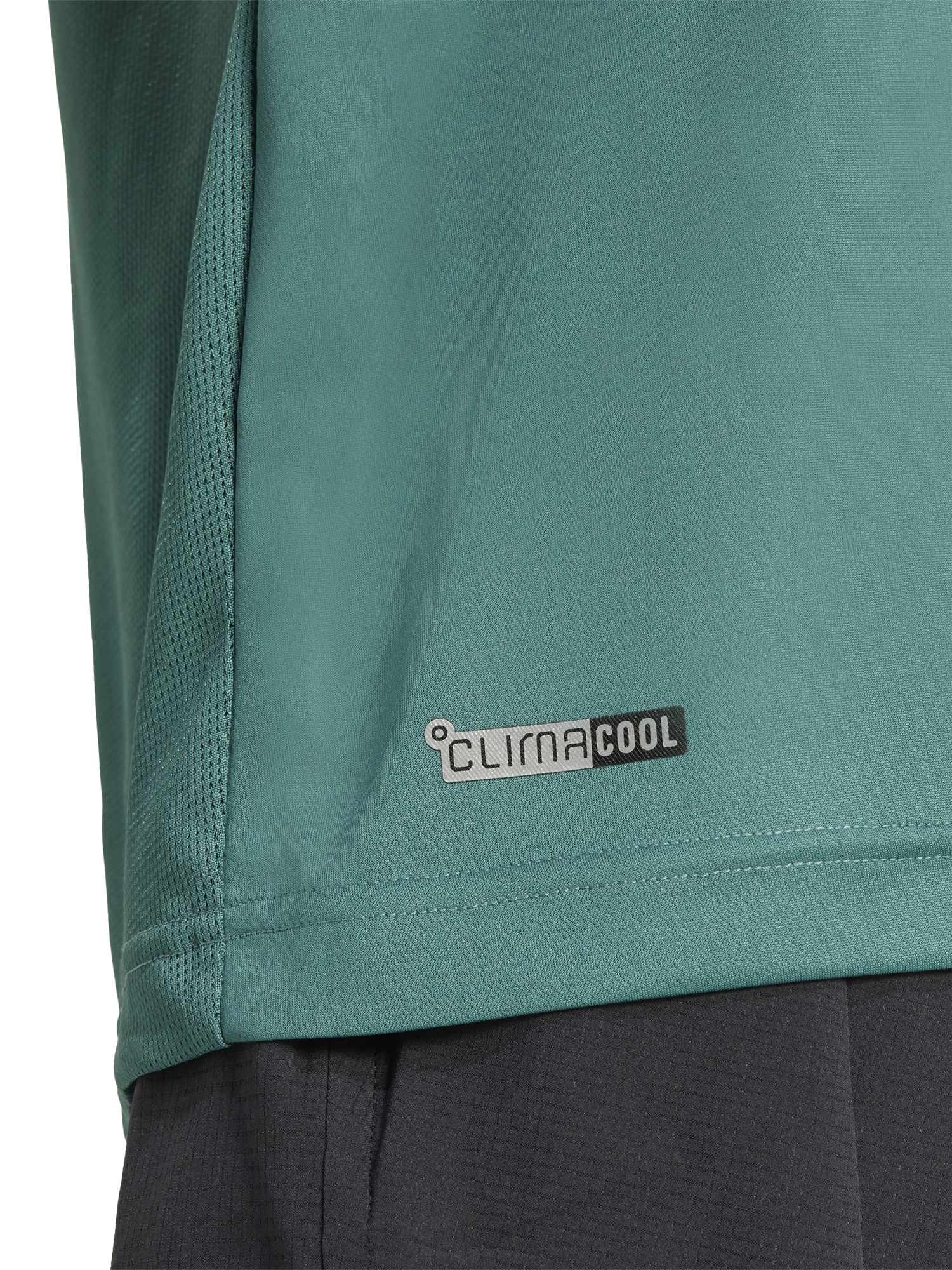 Product image 4 of 6, which shows adidas CLIMACOOL Training T-Shirt, Pretea, S