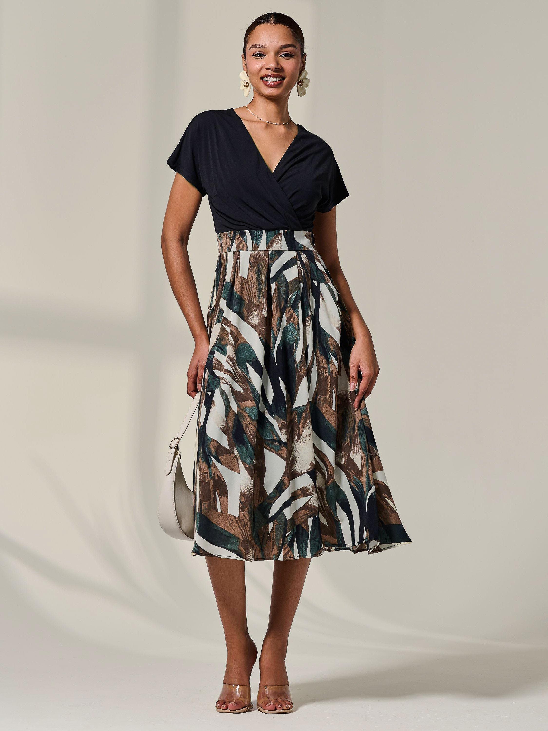 Product image 1 of 7, which shows Jolie Moi Two Tone Midaxi Dress, Black, 8