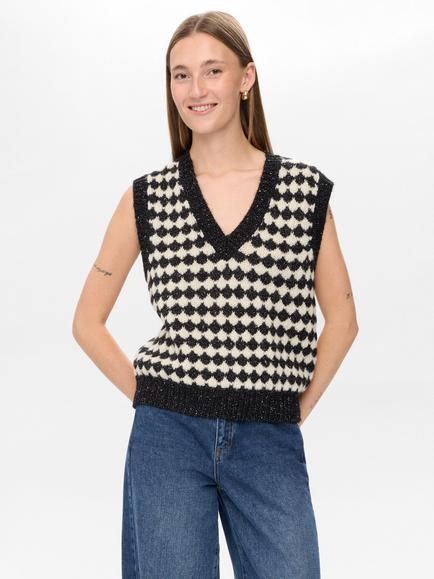 Numph Nubila Sleeveless V Neck Vest, Caviar