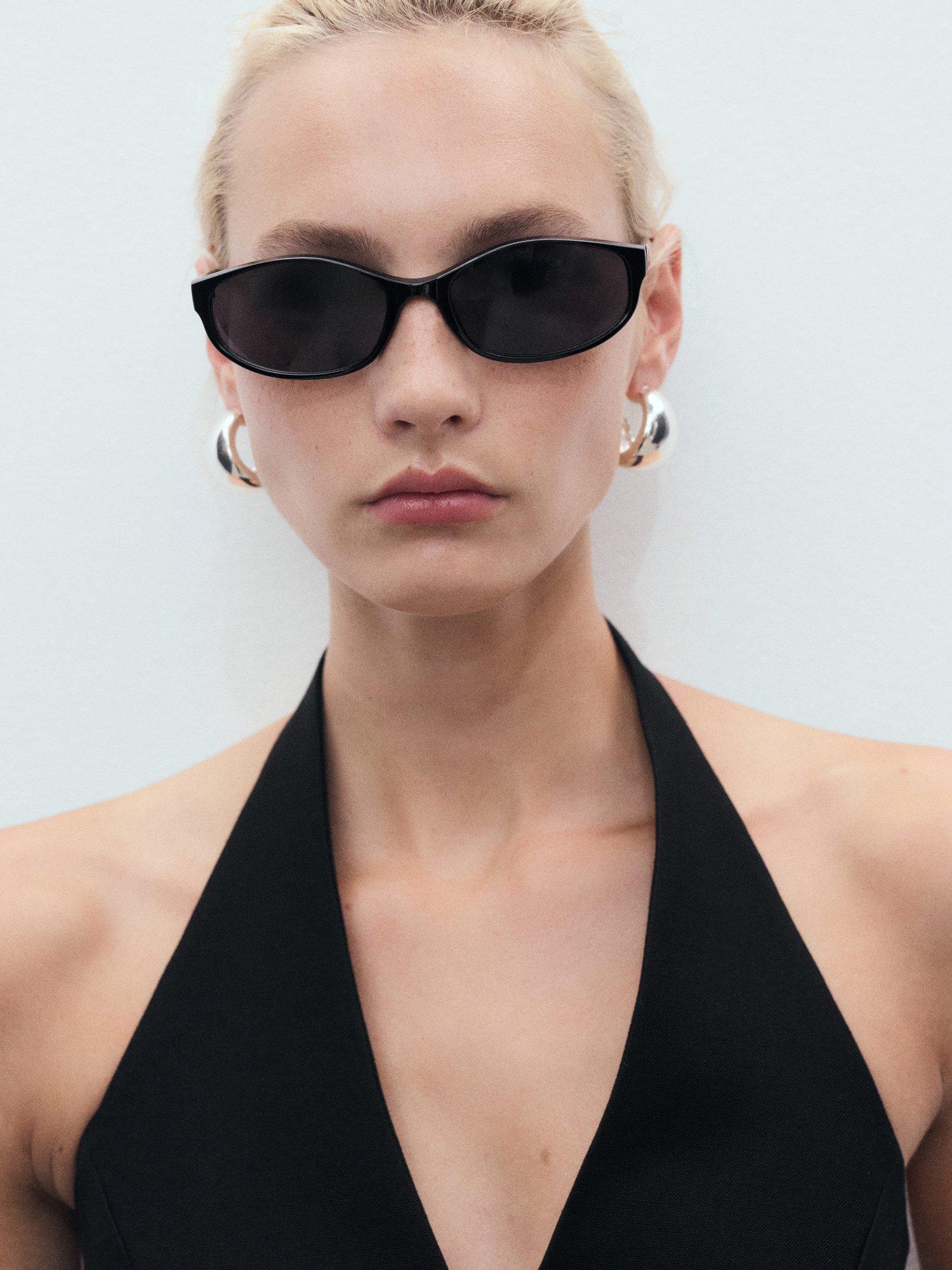 Product image 6 of 8, which shows Mango Miso Halterneck Waistcoat, Black, M