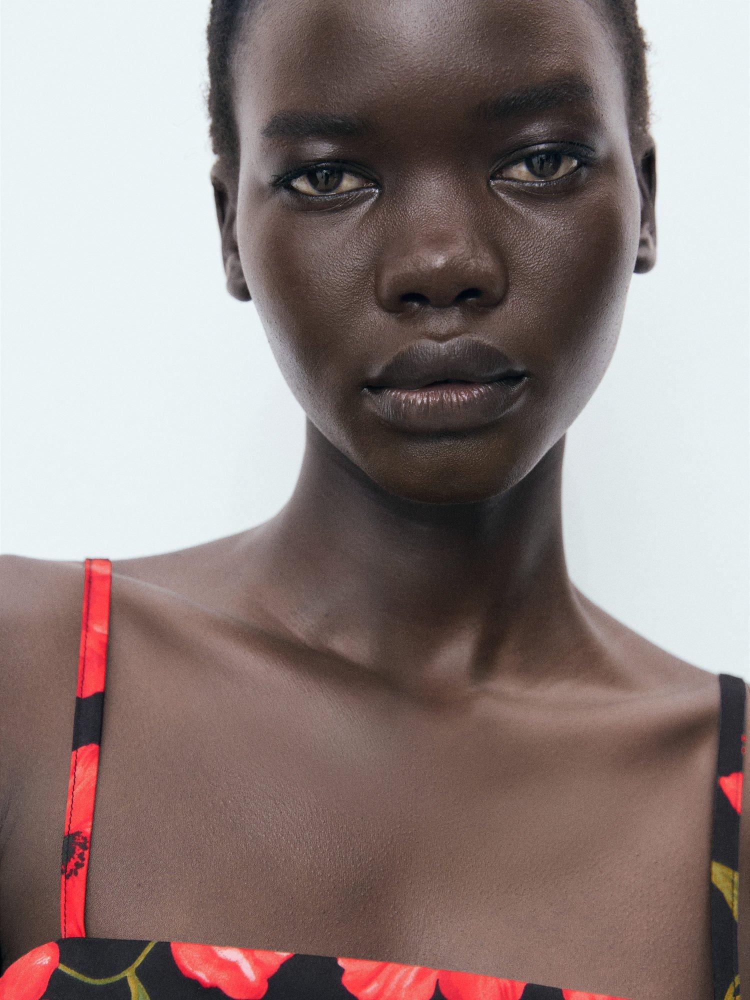 Product image 6 of 8, which shows Mango Ama Floral Crop Top, Black, L