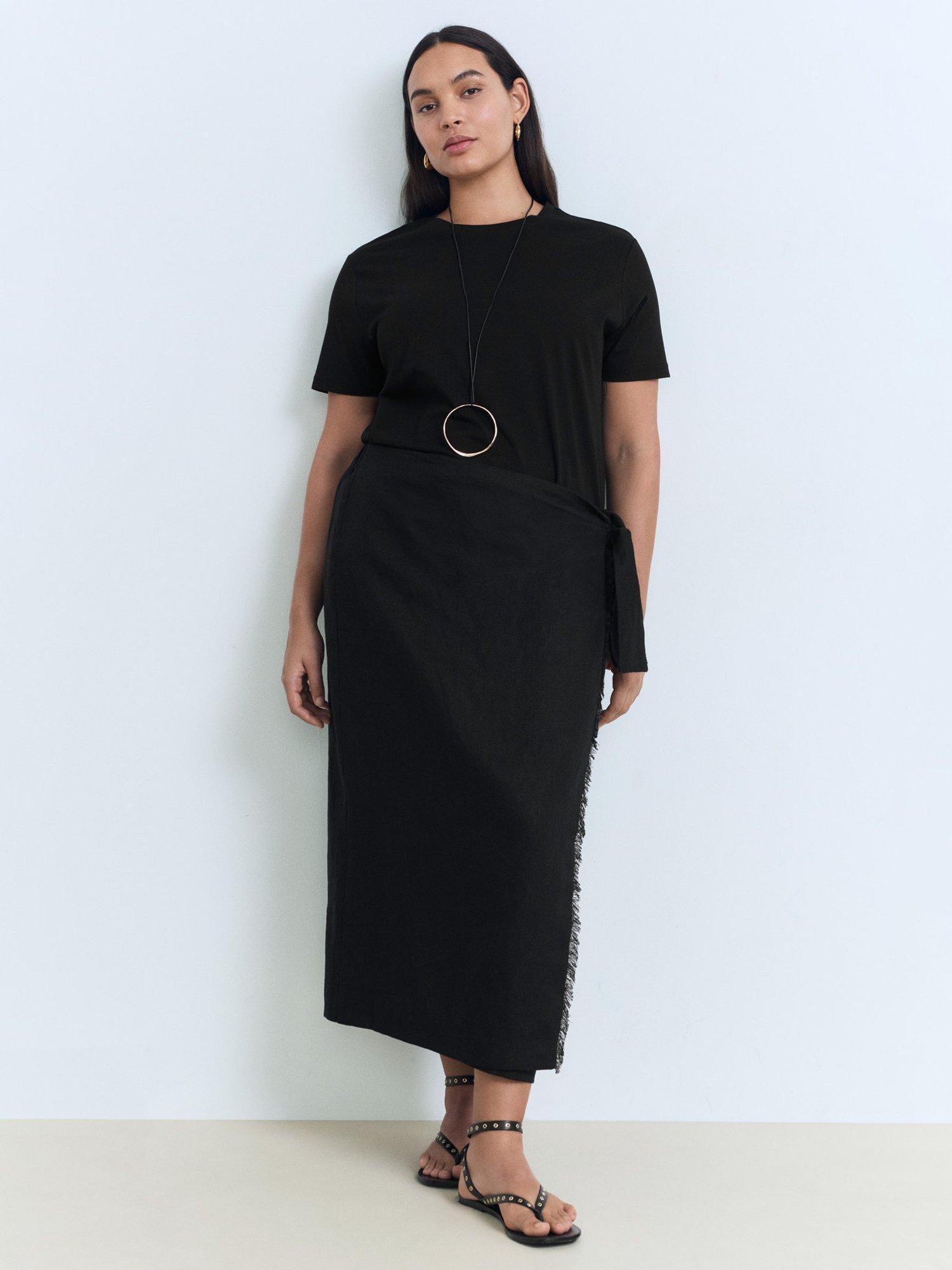 Product image 8 of 9, which shows Mango Chals Crew Neck T-Shirt, Black, M