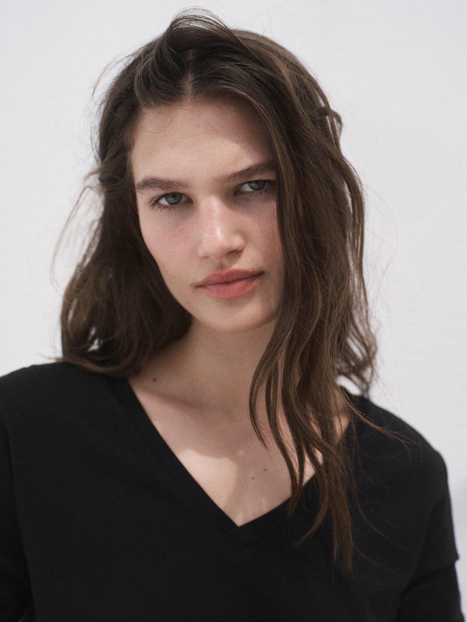 Product image 5 of 8, which shows Mango Chalspic Cotton Short Sleeve V Neck T-Shirt, Black, XS