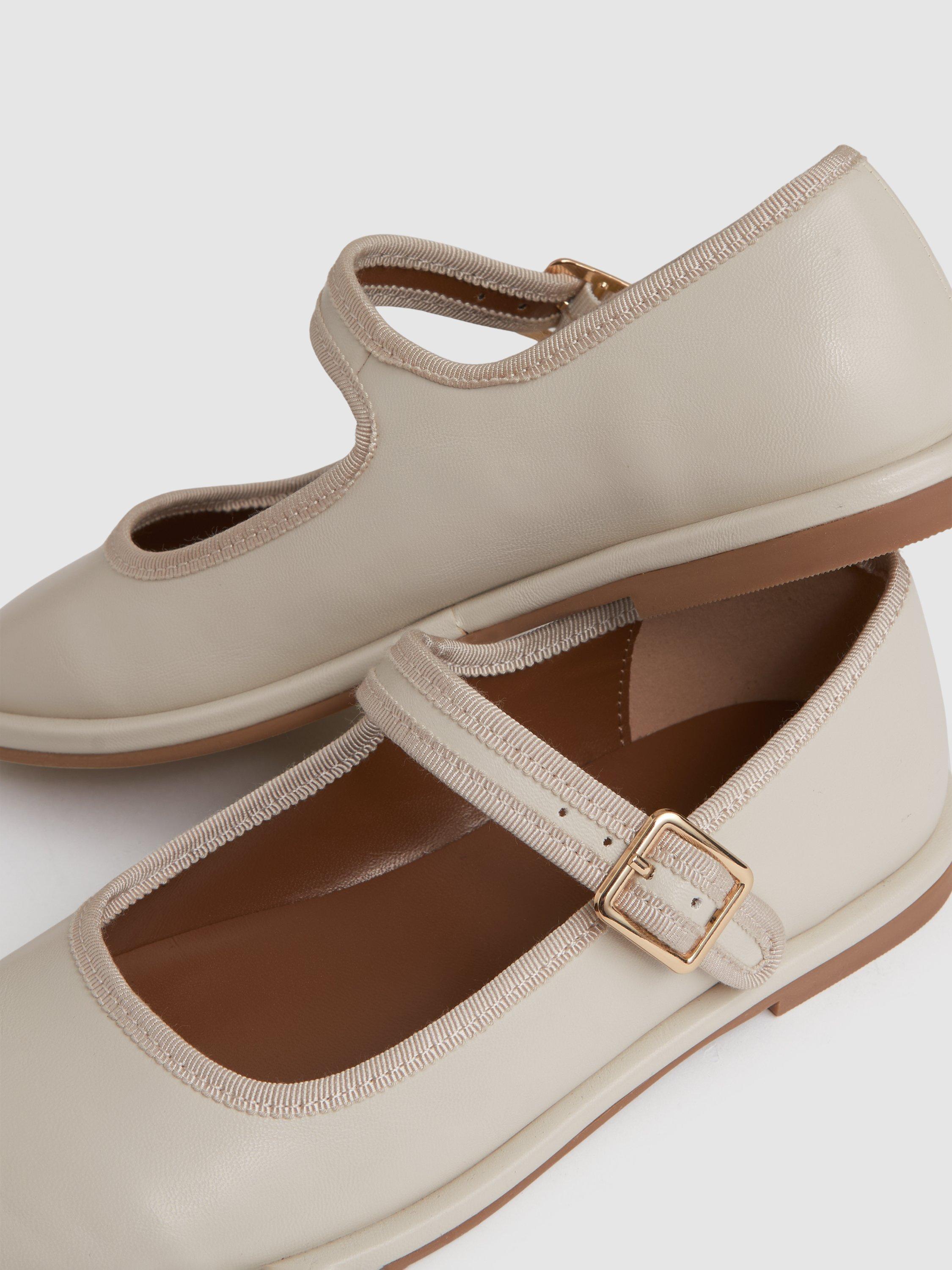 Product image 2 of 4, which shows Reiss Kids' Nicole Leather Pumps, Cream, 11 Jnr