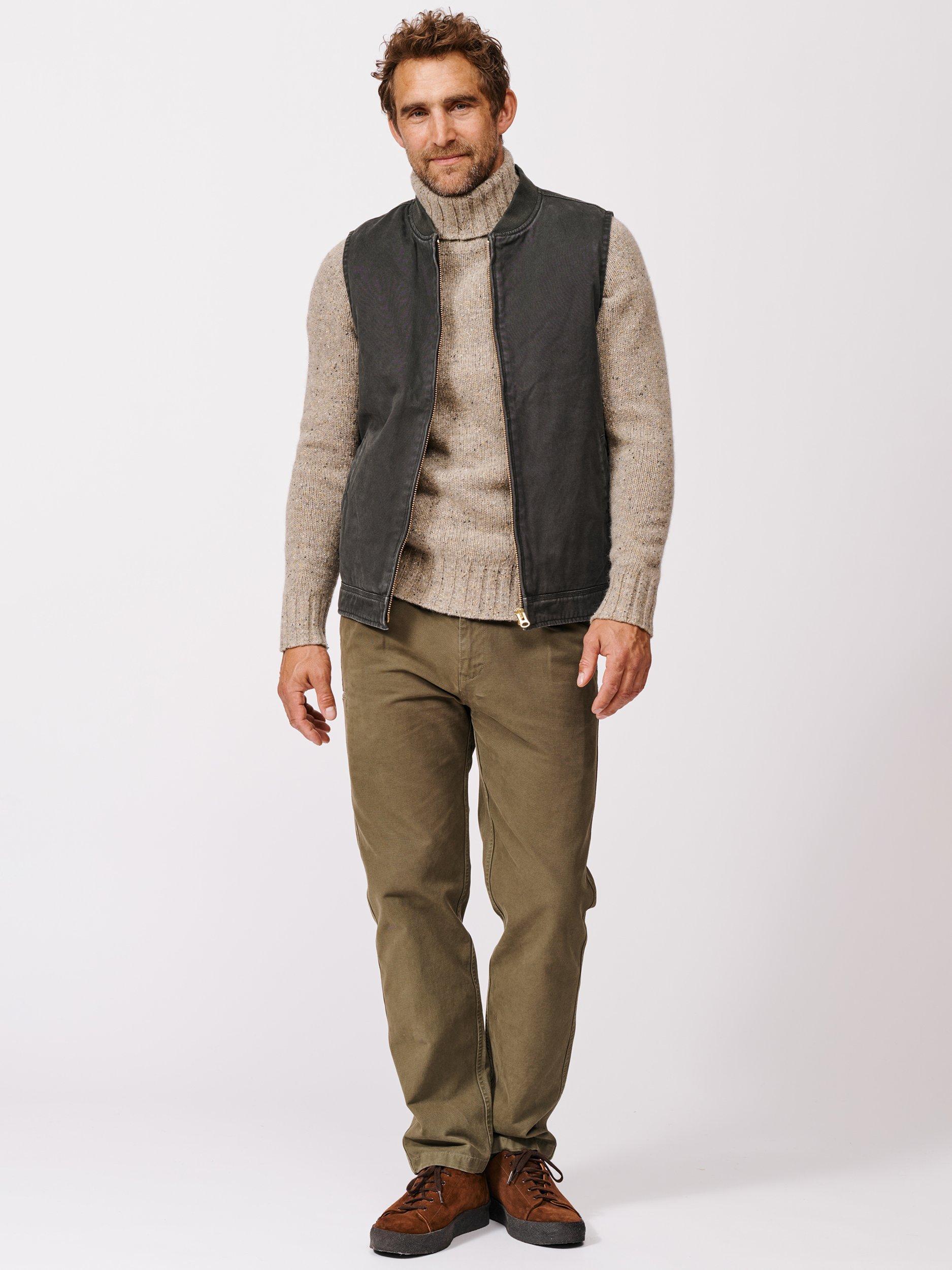 Product image 3 of 6, which shows Aubin Duke Canvas Gilet, Black, S