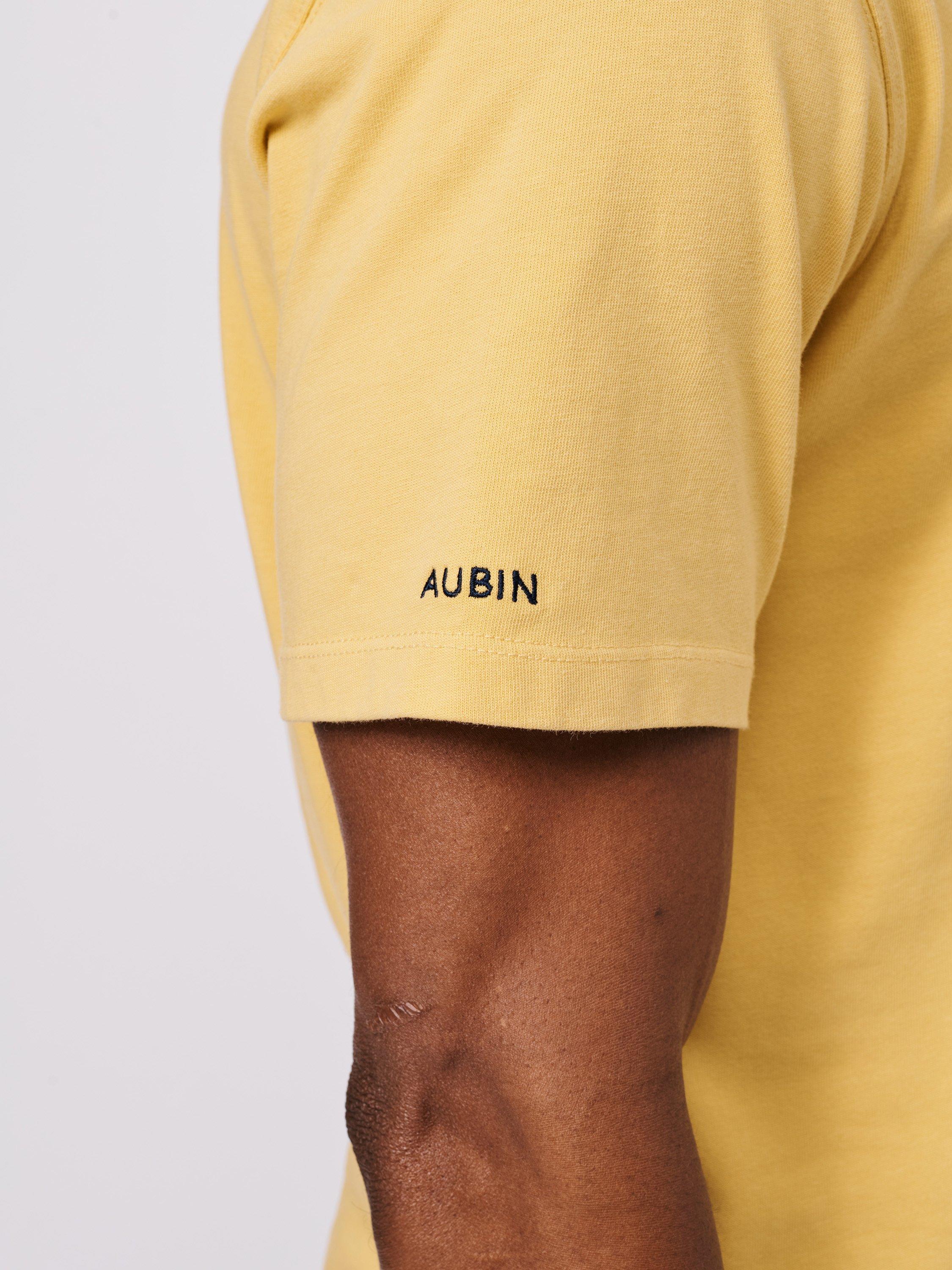 Product image 5 of 11, which shows Newburgh RelaxT G YLDK M