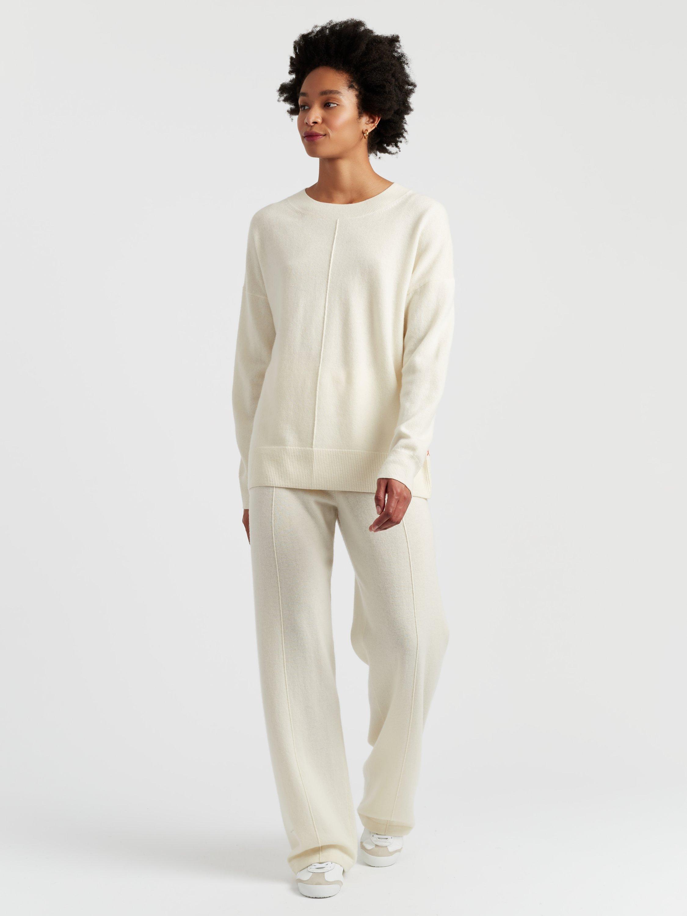 Product image 1 of 4, which shows Chinti & Parker Basics Slouchy Wool Rich Jumper, Cream, XS