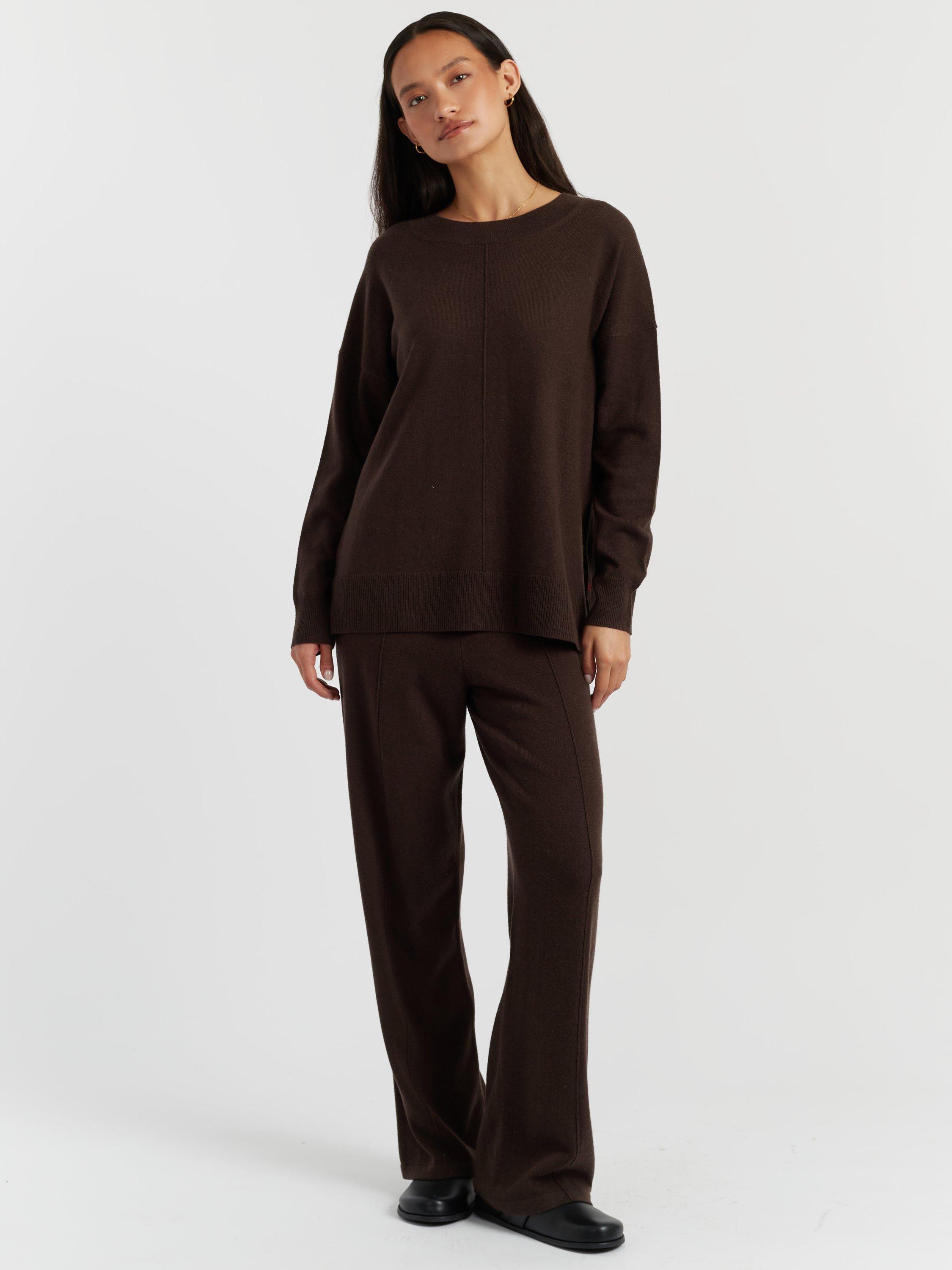 Product image 1 of 4, which shows Chinti & Parker Basics Cashmere Slouchy Jumper, Chocolate, XS