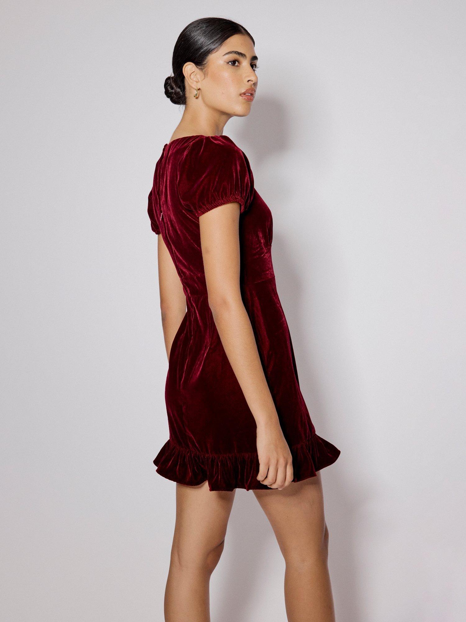 新品未使用】nowos 新作！Velour Mini Dress 新品未使用】nowos 新作