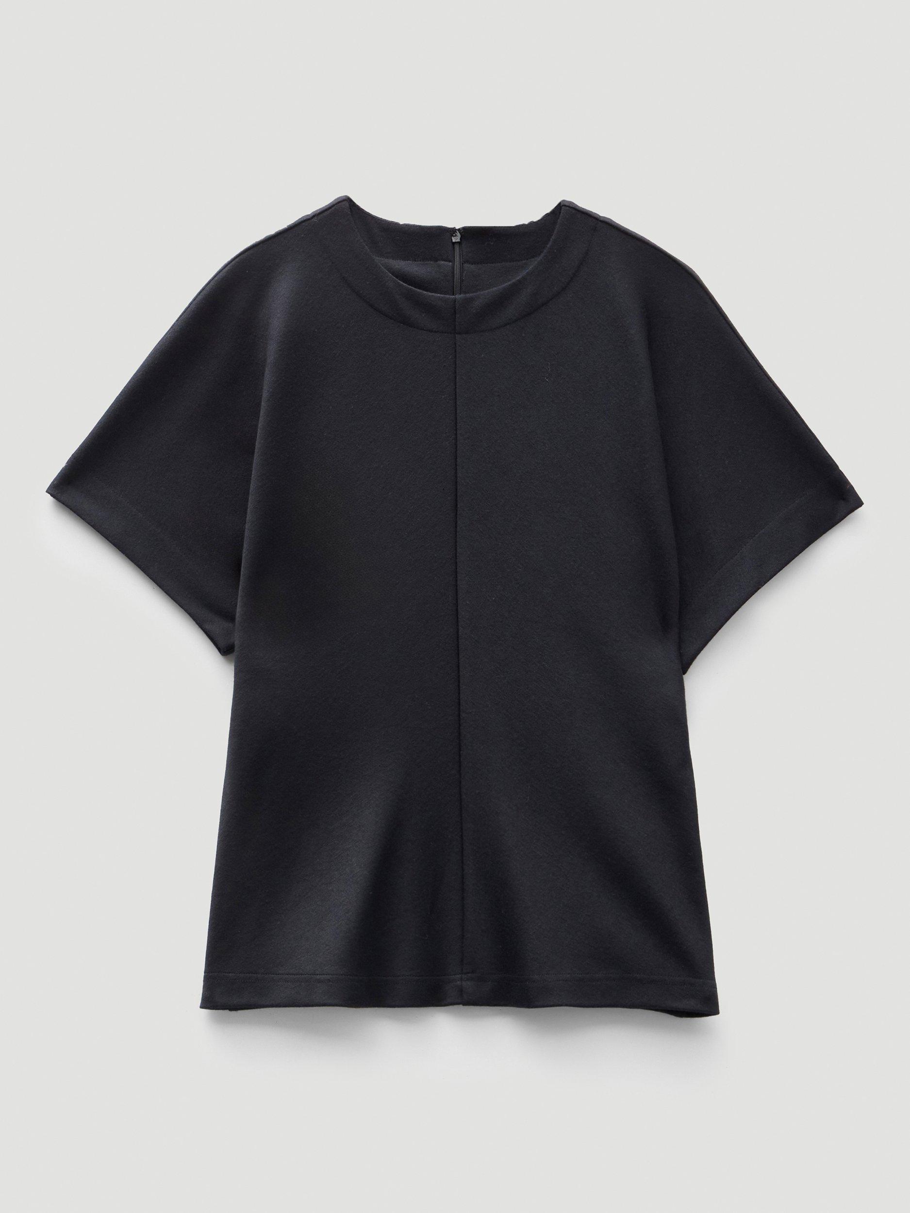 Product image 4 of 6, which shows HUSH Front Seam Grown On Sleeve Top, Black, L