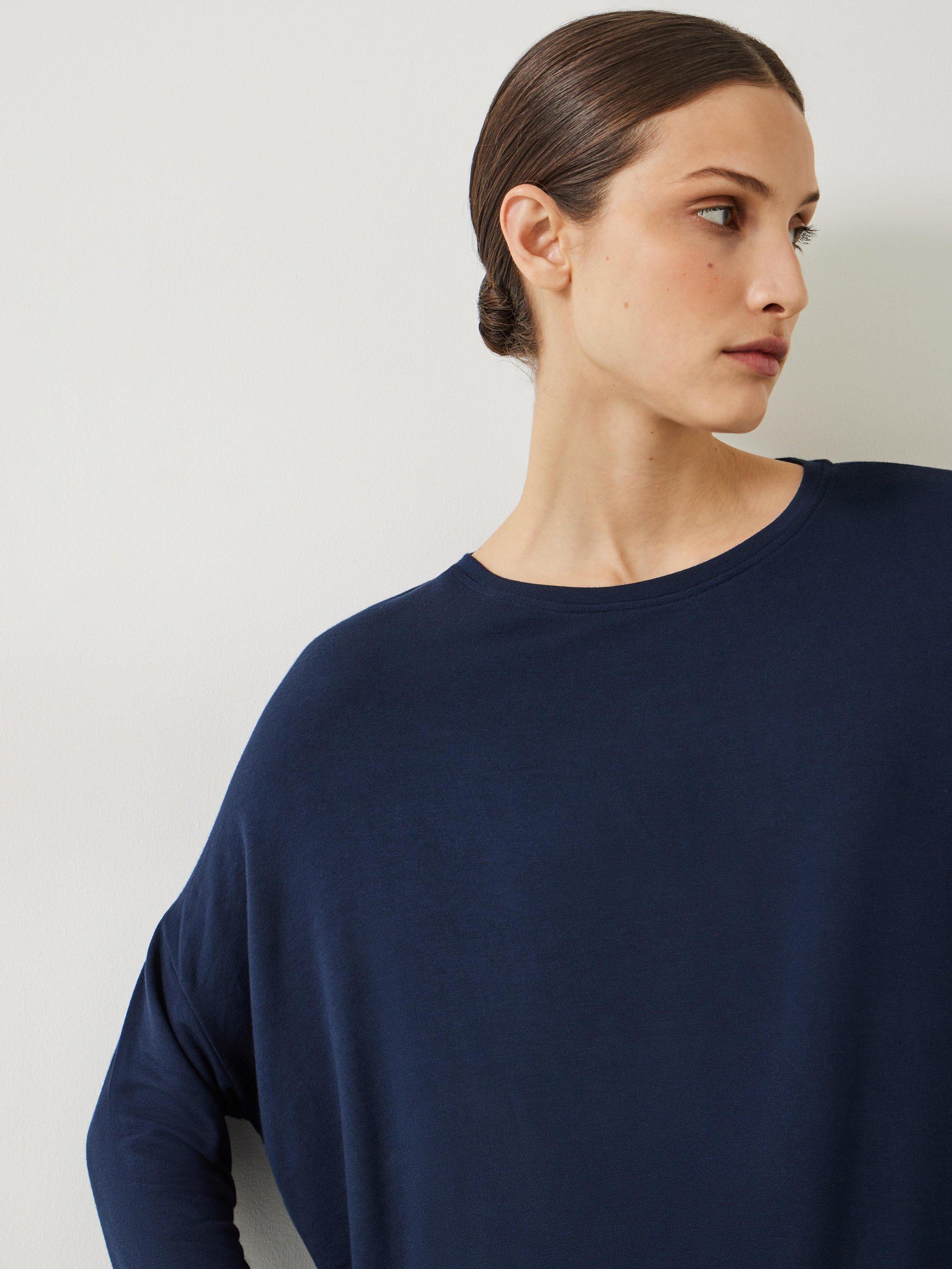 Product image 4 of 5, which shows HUSH Gillian Top, Midnight, XS-S