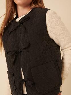 Nobody's Child Tie Front Floral Quilted Gilet containing TENCEL™ Lyocell, Black - view 2, Black