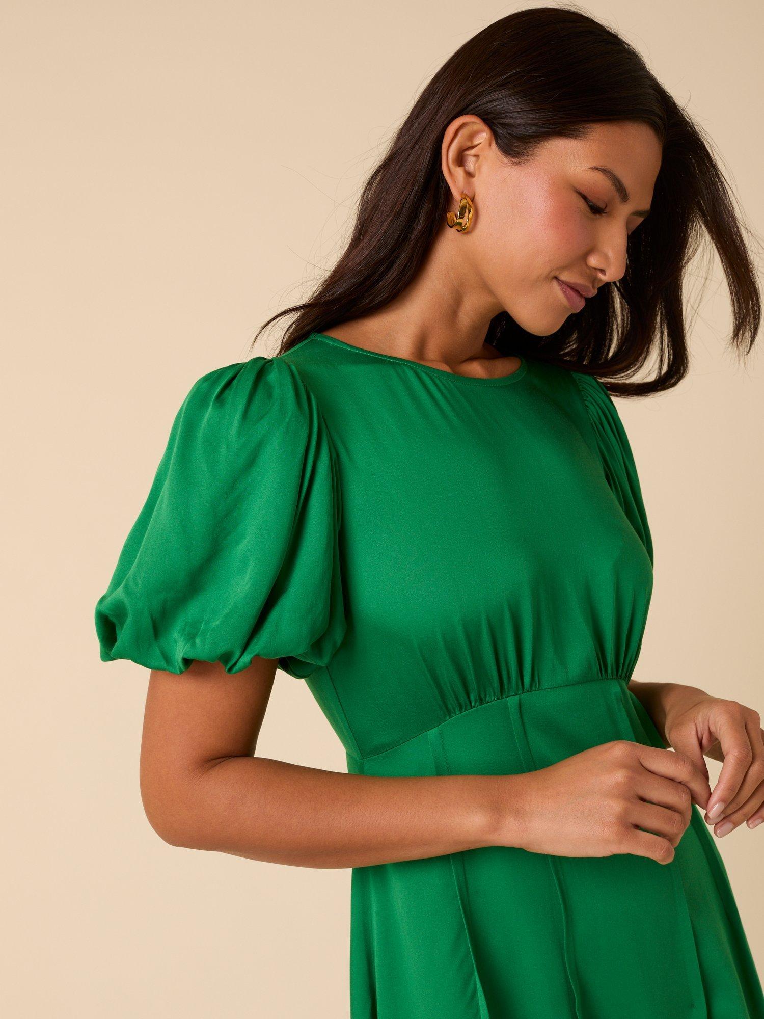 Nobody's Child Quinn Short Puff Sleeve Midi Dress containing LENZING  ECOVERO Viscose