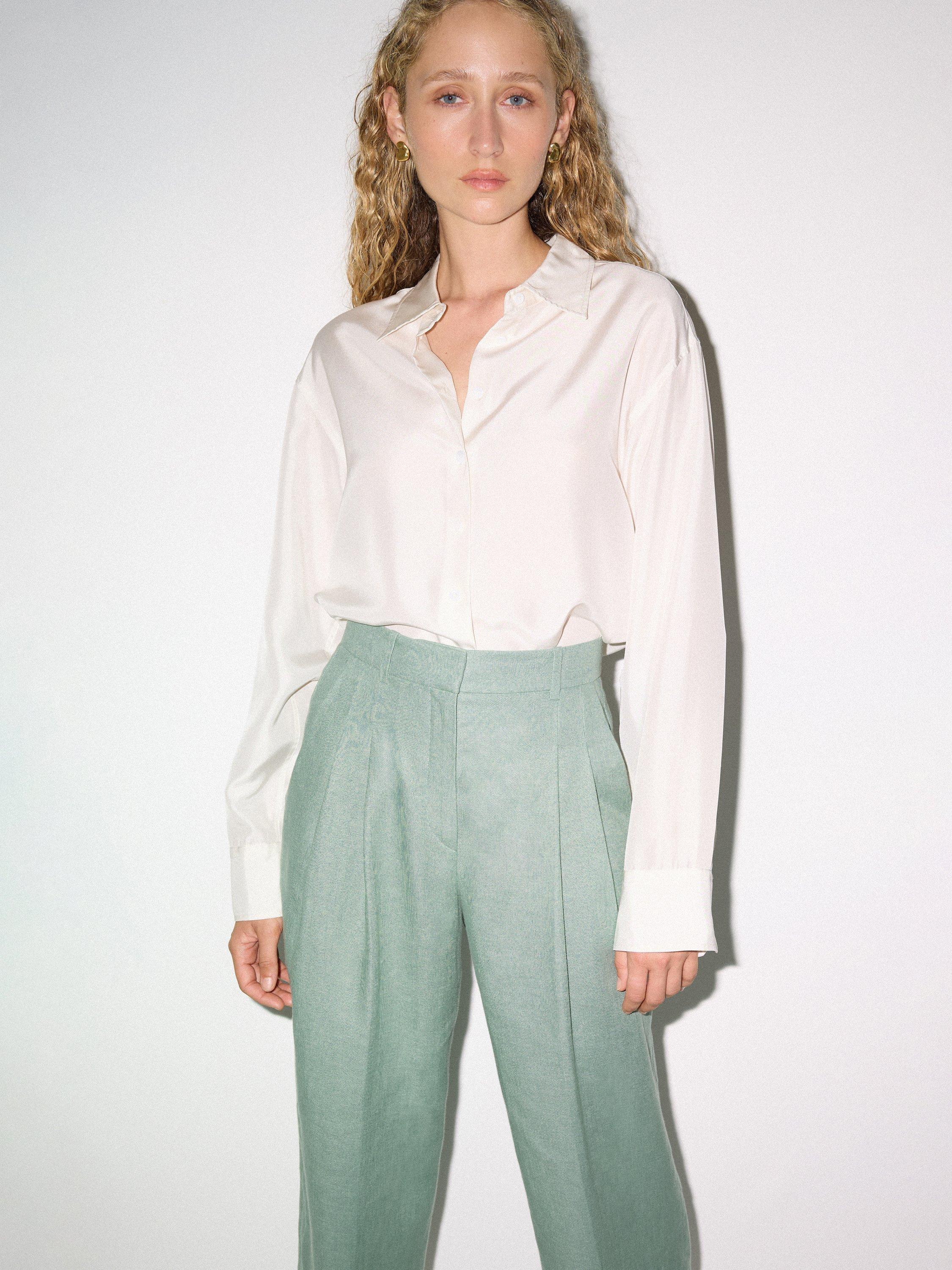 Product image 5 of 7, which shows Jigsaw Pure Irish Linen Turn Up Trousers, Green, 6