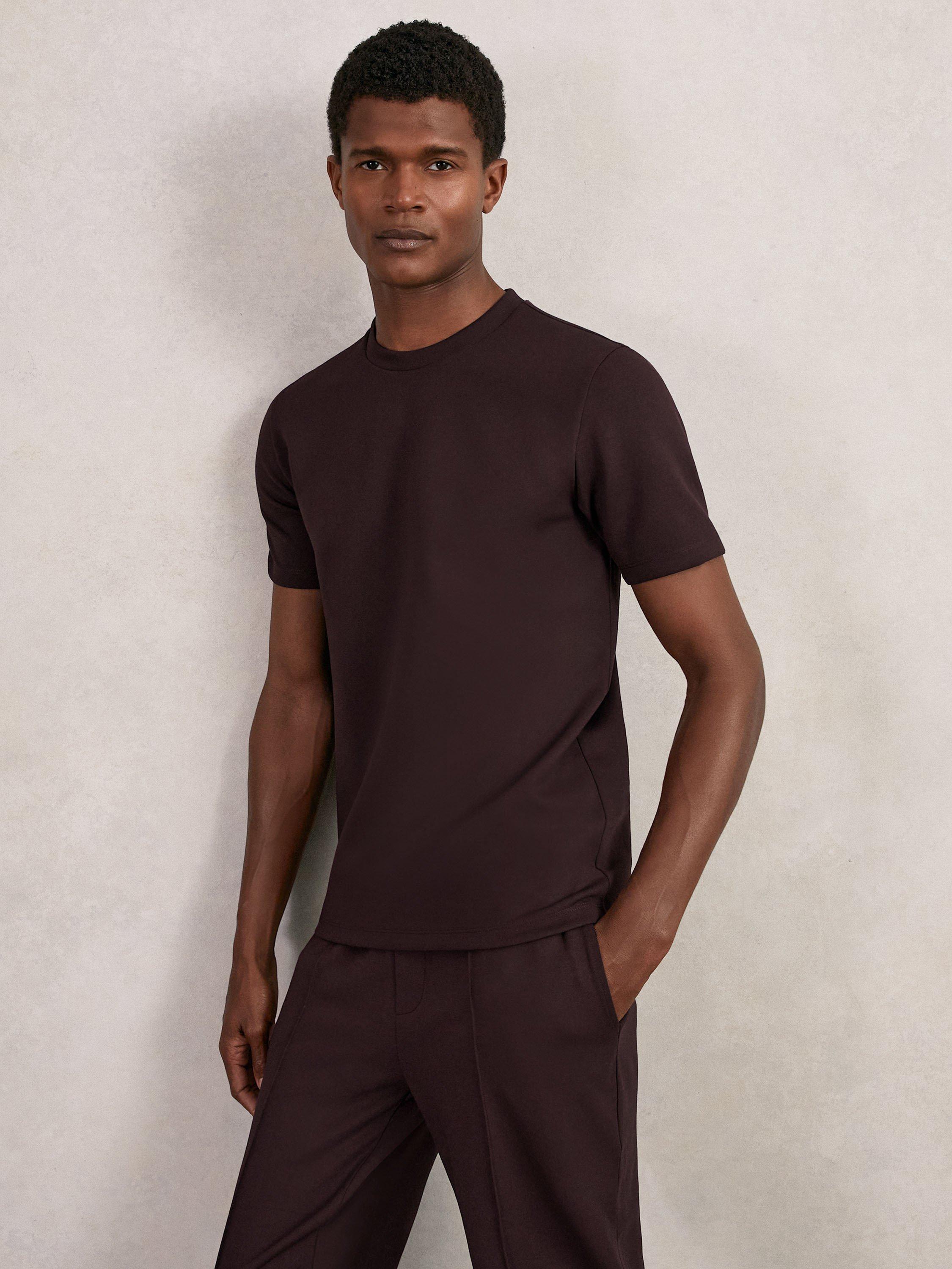 Product image 1 of 5, which shows Reiss Bradley Crew Neck T-Shirt, Cherry Red, S