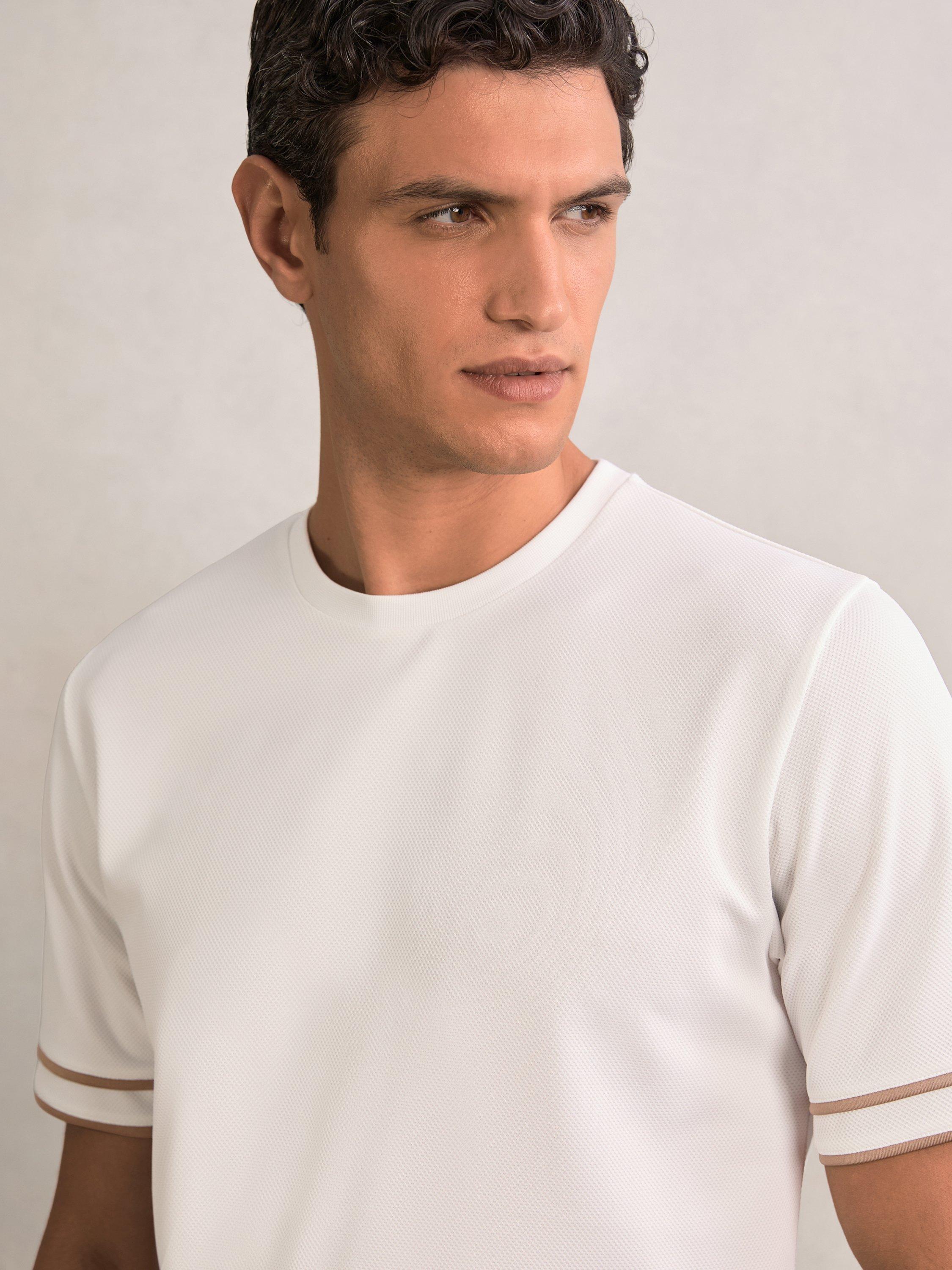 Product image 3 of 6, which shows Reiss Oscar Crew Neck Short Sleeve T-Shirt, White, XS