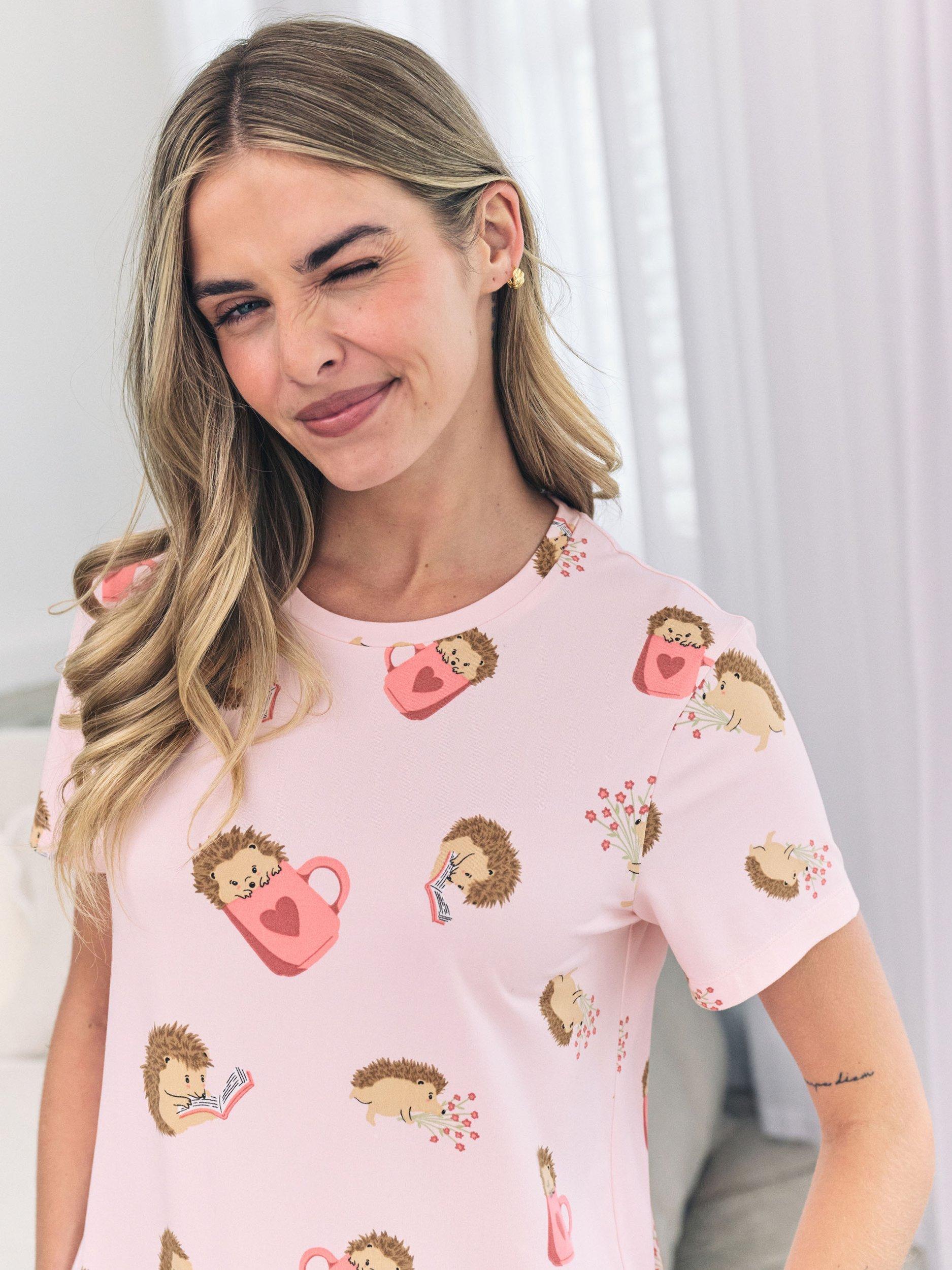 Product image 2 of 6, which shows Chelsea Peers Hedgehog Hearts Long Pyjama Set, Pink, 6