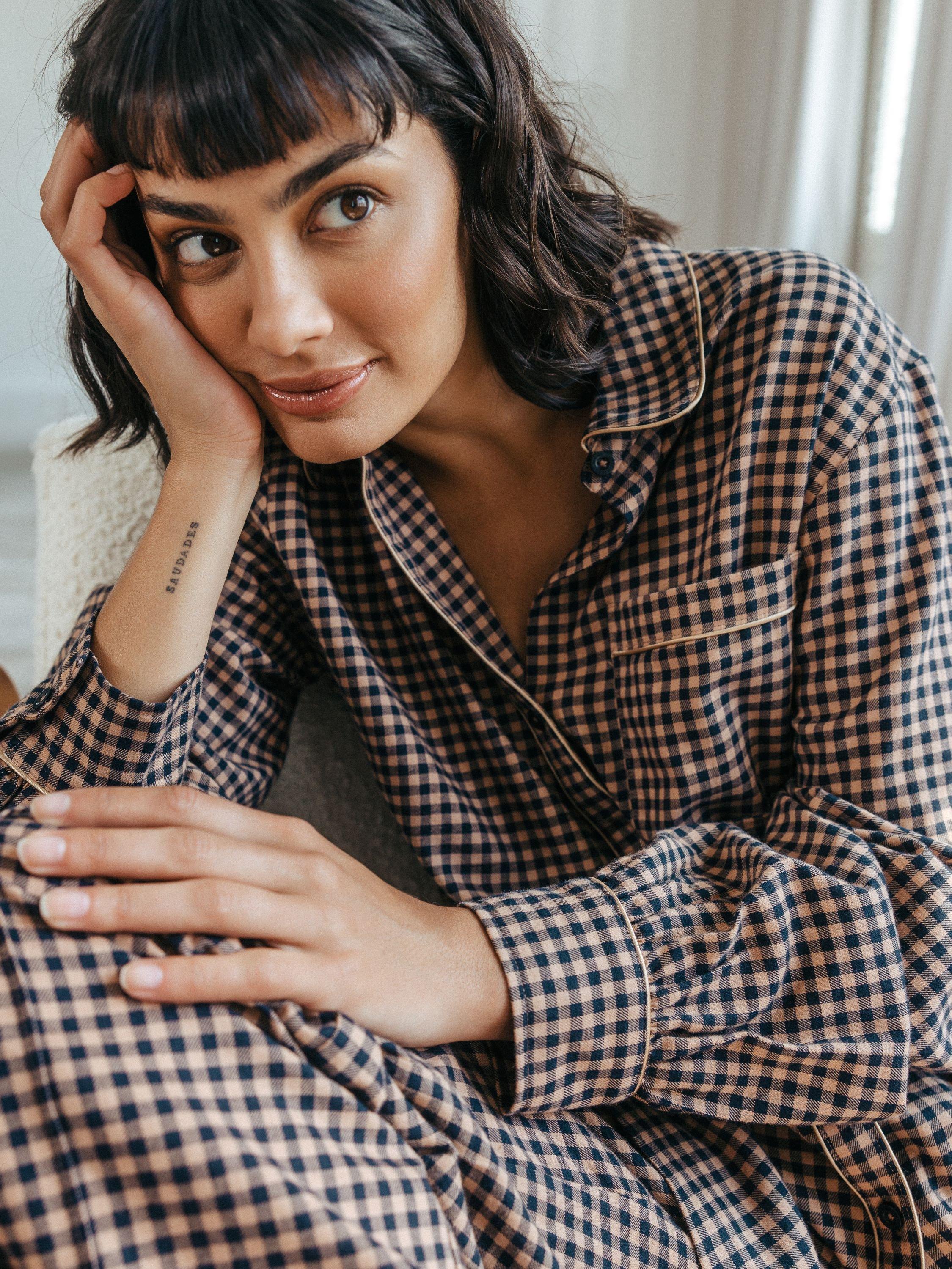 Product image 3 of 7, which shows Chelsea Peers Gingham Button Through Long Pyjama Set, Navy/Brown, 6