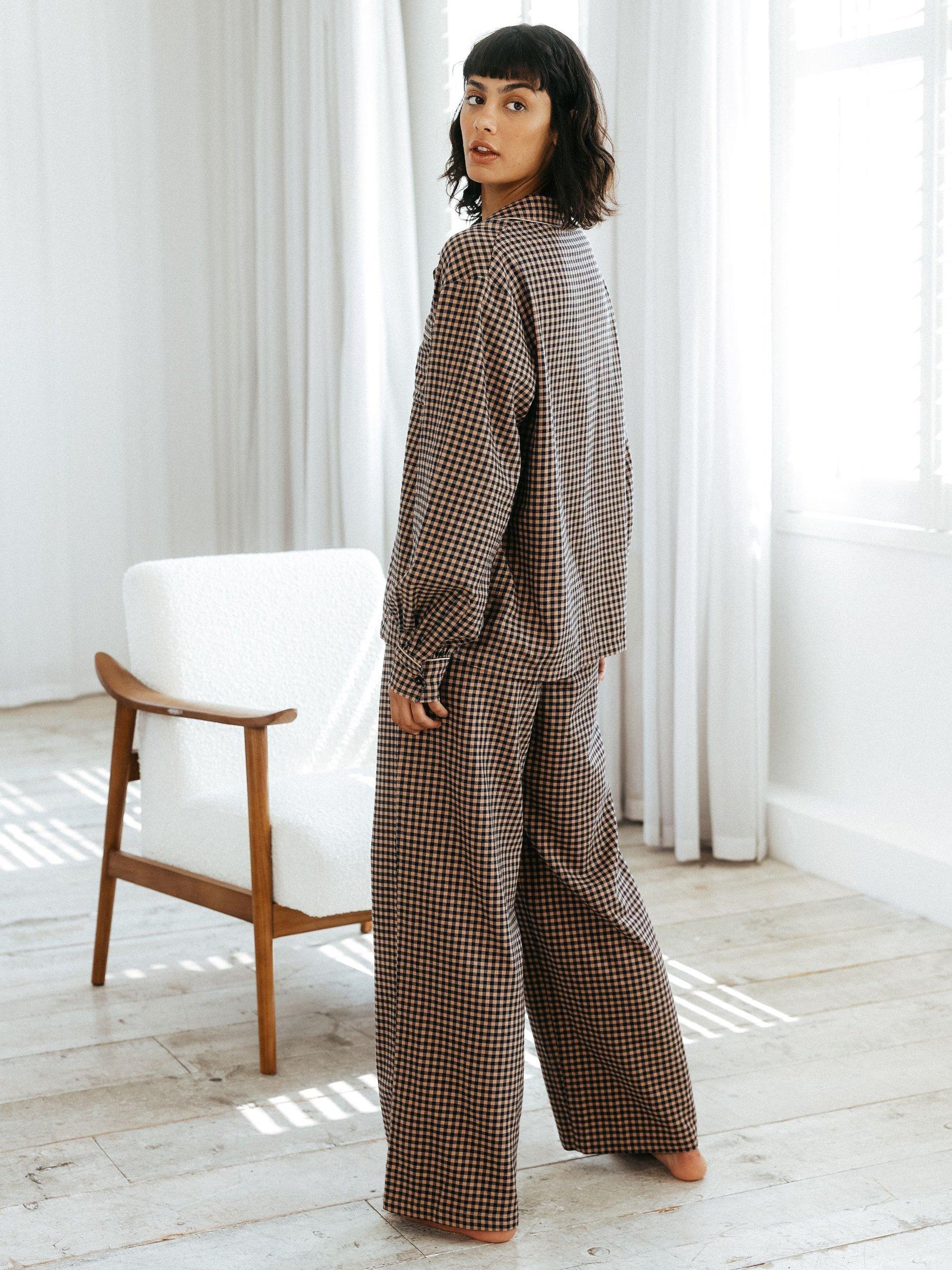 Product image 5 of 7, which shows Chelsea Peers Gingham Button Through Long Pyjama Set, Navy/Brown, 6