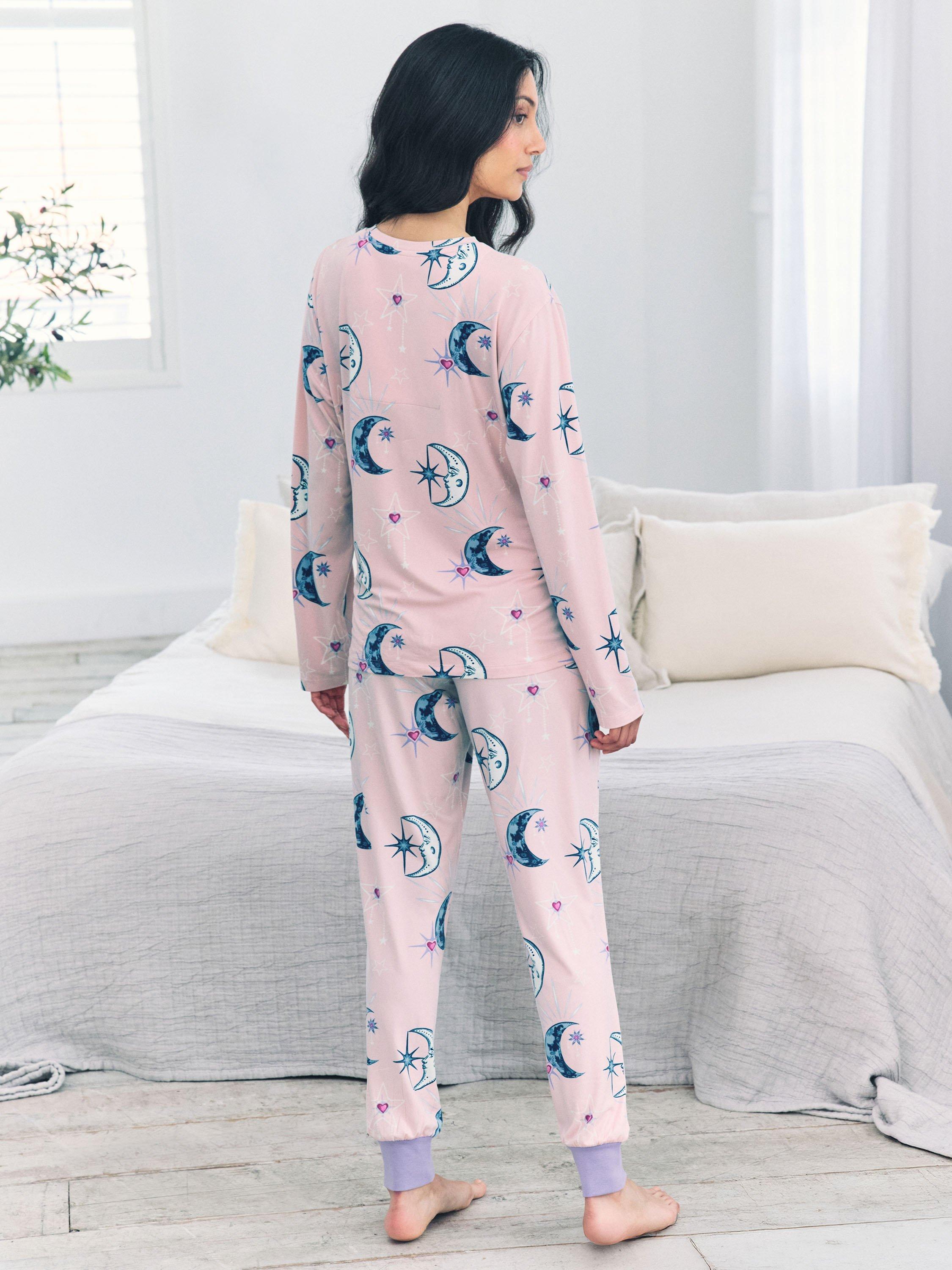 Product image 4 of 6, which shows Chelsea Peers Astral Hearts Maternity Pyjama Set, Pink, 6