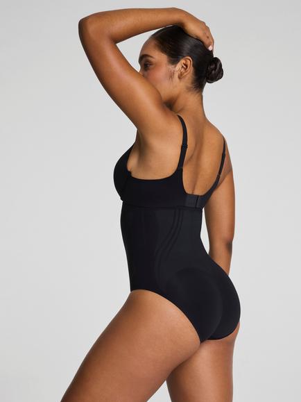Spanx SPANXsculpt™ Firm Compression GoFigure High-Waisted Knickers - view 2, Black