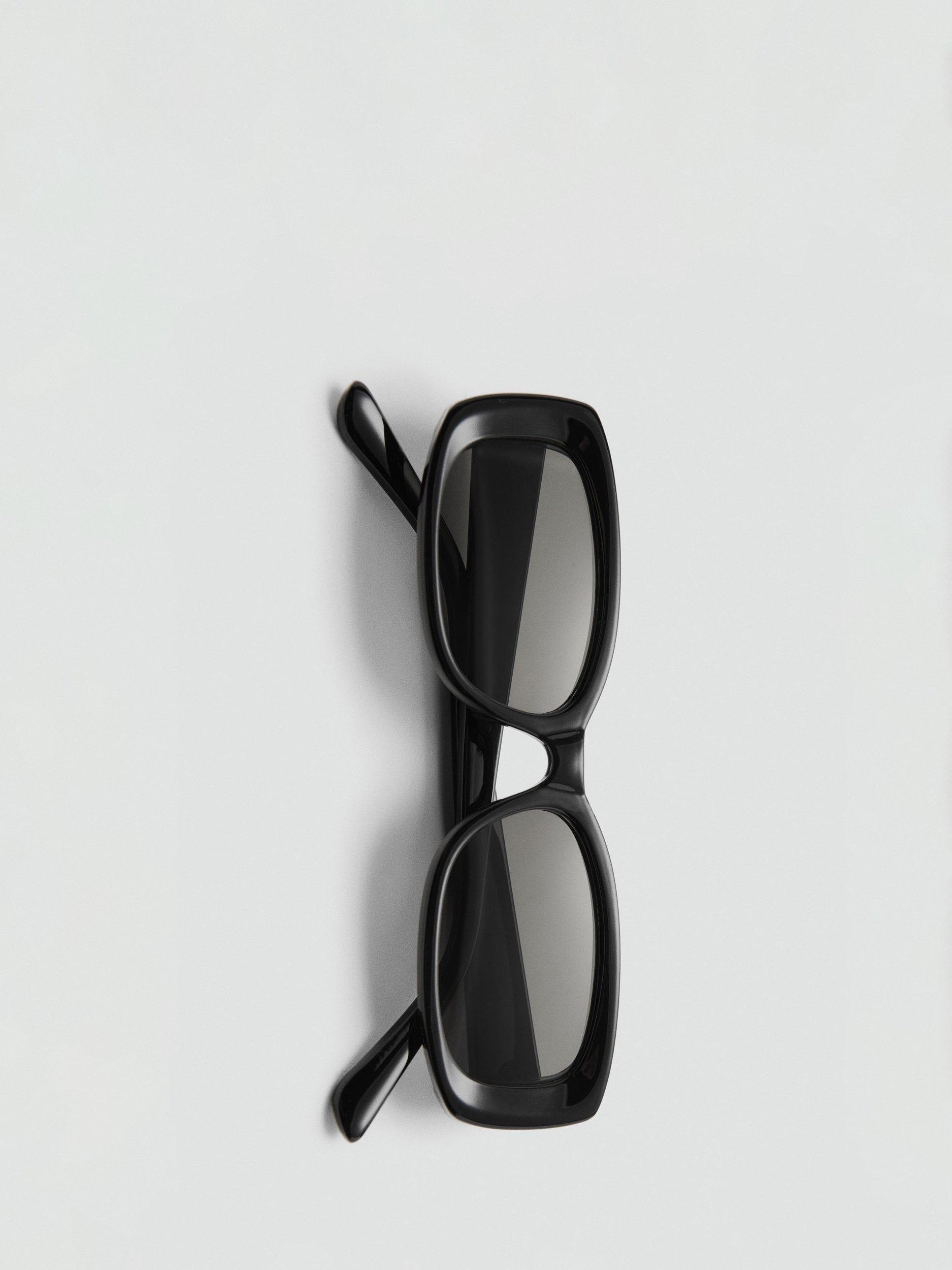 Product image 4 of 4, which shows Mango Lilibea Rectangular Frame Classic Sunglasses, Black/Grey, One Size