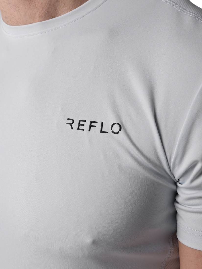Product image 5 of 6, which shows REFLO Hudson Recycled T-Shirt, Mist Grey, S