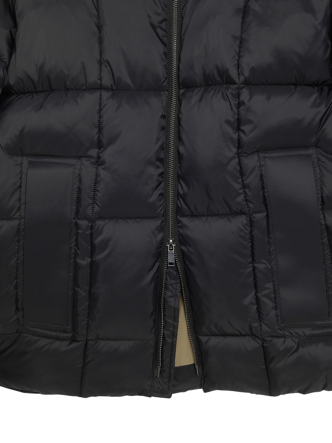 Product image 7 of 7, which shows Lyle & Scott Square Wadded Puffer Jacket, Black, XXL