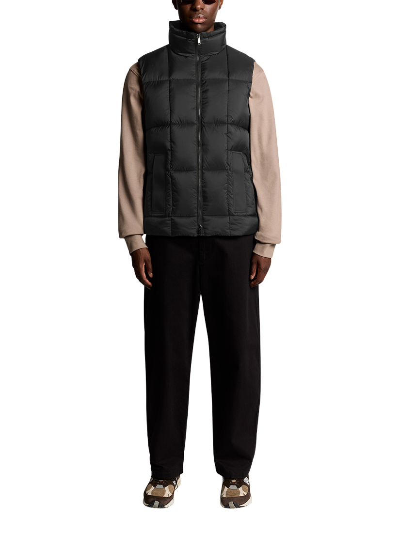 Product image 2 of 7, which shows Lyle & Scott Zip Front Quilted Gilet, Lacquer, XXL